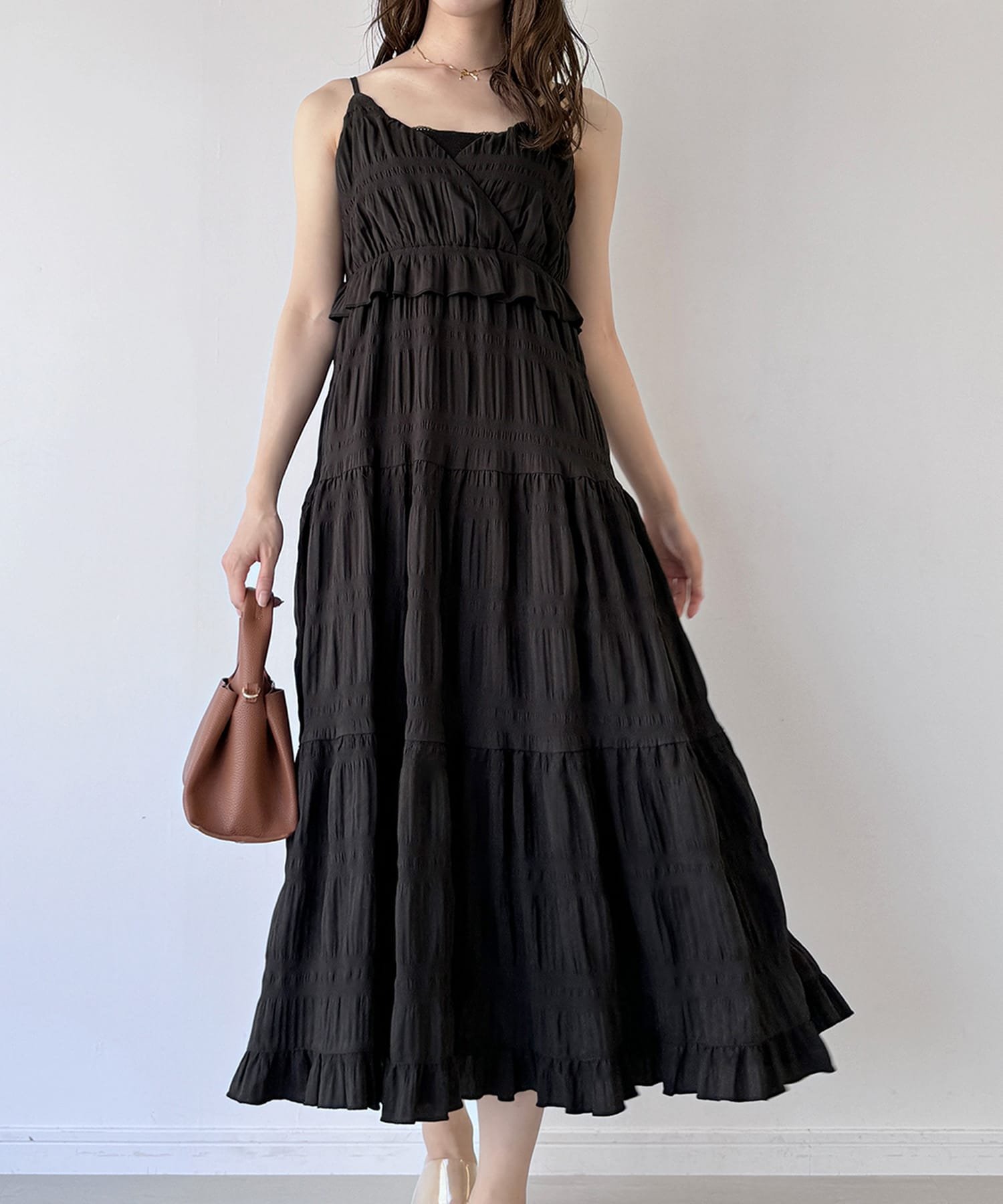 【ジュノア/JUNOAH】のエアリーティアードフリルキャミワンピース 人気、トレンドファッション・服の通販 founy(ファニー) 　ファッション　Fashion　レディースファッション　Ladies' Fashion Online　ワンピース　Dress　キャミワンピース　No Sleeve Dresses　 other-1|ID: prp329100004587226 ipo3291000000032531110