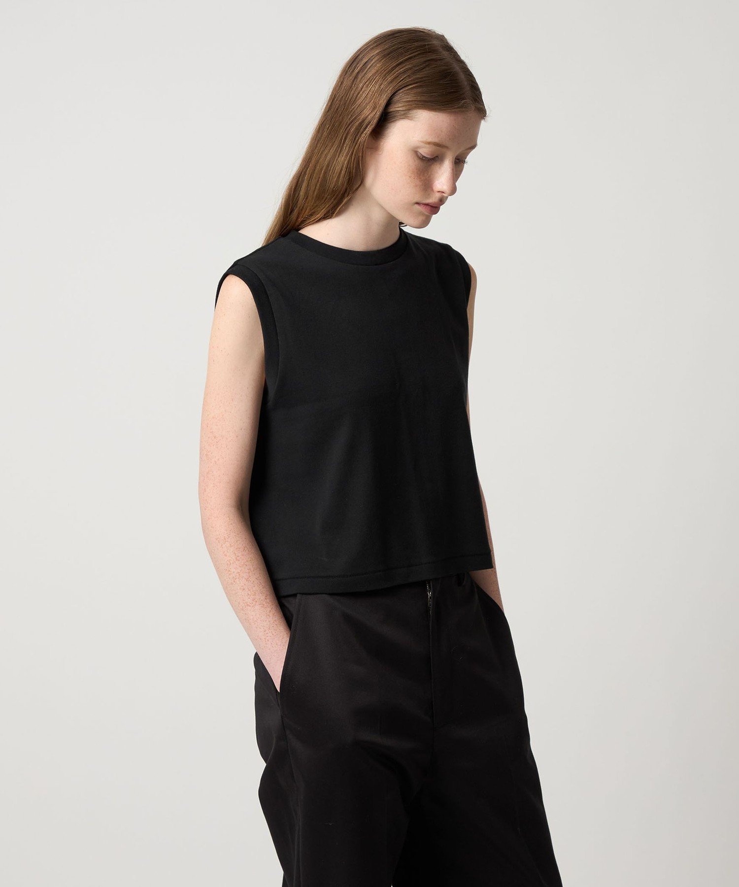 【ビューティ&ユース ユナイテッドアローズ/BEAUTY&YOUTH / UNITED ARROWS】のSteven Alan ノースリーブ Tシャツ インテリア・キッズ・メンズ・レディースファッション・服の通販 founy(ファニー) 　ファッション　Fashion　レディースファッション　Fashion for Women　トップス・カットソー　Cut & Sew Tops　キャミソール&ノースリーブ　Camisoles & Sleeveless Tops　シャツ・ブラウス・オフィスカジュアル　Elegant Blouses & Button-Ups　ロングTシャツ・Tシャツ　Longline T-Shirts & Tees　クロップド　Cropped, Short Length　ノースリーブ　Sleeveless, No-Sleeve　BLACK|ID: prp329100004587240 ipo3291000000033160506