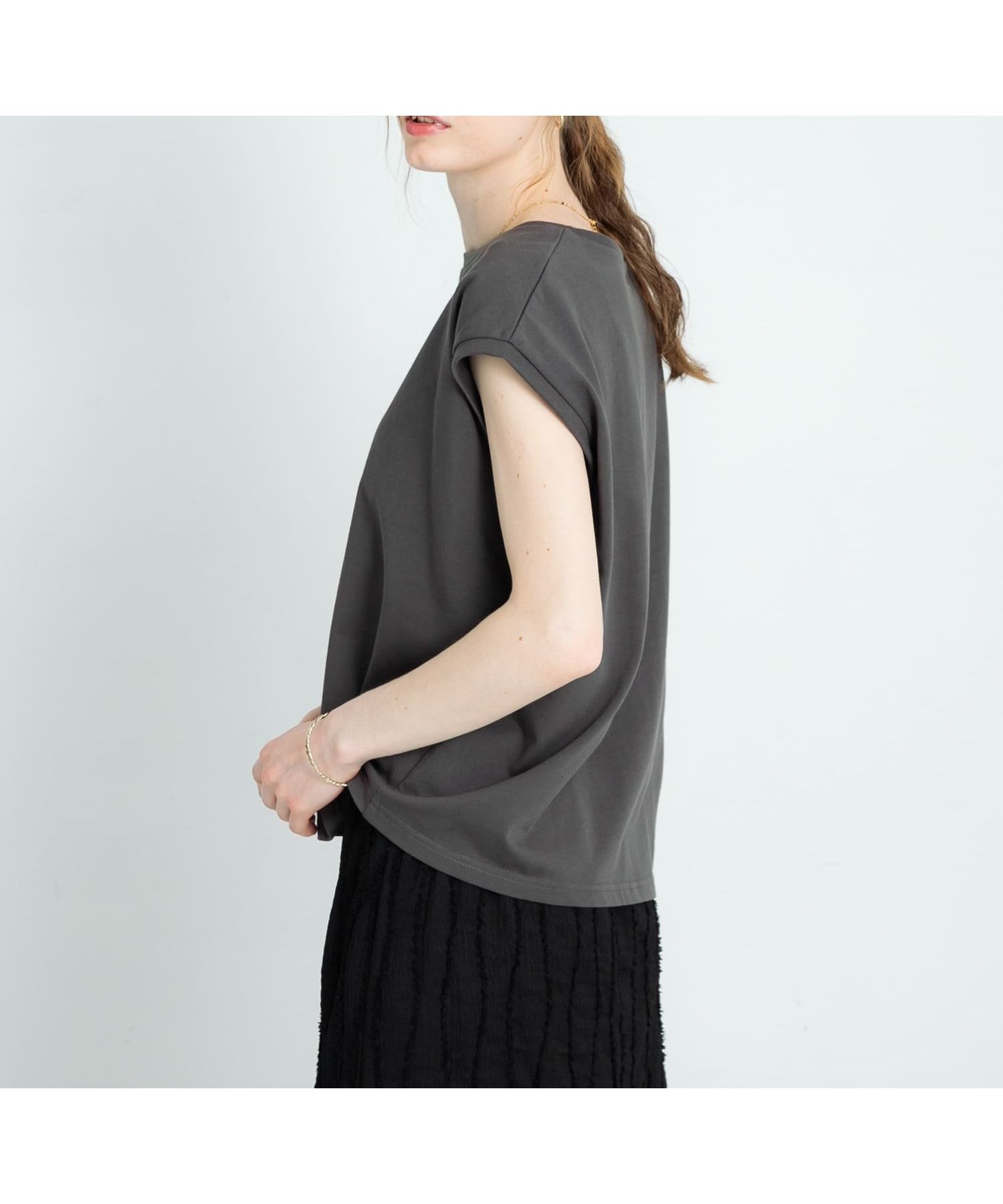 【サニーレーベル/Sonny Label / URBAN RESEARCH】の『UR TECH ひやサラクール』フレンチスリーブTシャツ インテリア・キッズ・メンズ・レディースファッション・服の通販 founy(ファニー) 　ファッション　Fashion　レディースファッション　Ladies' Fashion Online　トップス・カットソー　Tops/Tshirt　シャツ/ブラウス　Shirts/Blouses　ロング / Tシャツ　T-Shirts　2025年　2025　2025春夏・S/S　Ss,Spring/Summer,2025　シンプル　Simple　スリーブ　Sleeve　フレンチ　French　夏　Summer　S/S・春夏　Ss・Spring/Summer　チャコール|ID: prp329100004587314 ipo3291000000032623122