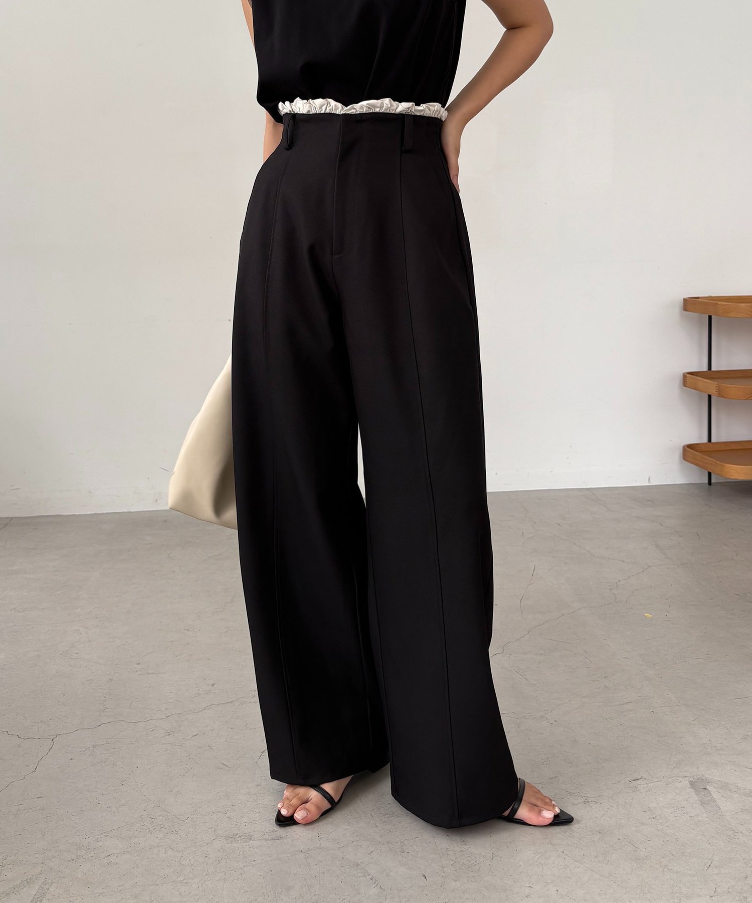 【カプリシューレマージュ/CAPRICIEUX LEMAGE】のフリルウエストパンツ 人気、トレンドファッション・服の通販 founy(ファニー) 　ファッション　Fashion　レディースファッション　Ladies' Fashion Online　パンツ　Pants　おすすめ　Recommend　シアー　Sheer　シンプル　Simple　ジャケット　Jacket　ストレート　Straight　スリーブ　Sleeve　センター　Center　タンク　Tank　ノースリーブ　No Sleeve　フリル　Frills　ラウンド　Round　切替　Switching　半袖　Short Sleeve　 other-1|ID: prp329100004587516 ipo3291000000032665097