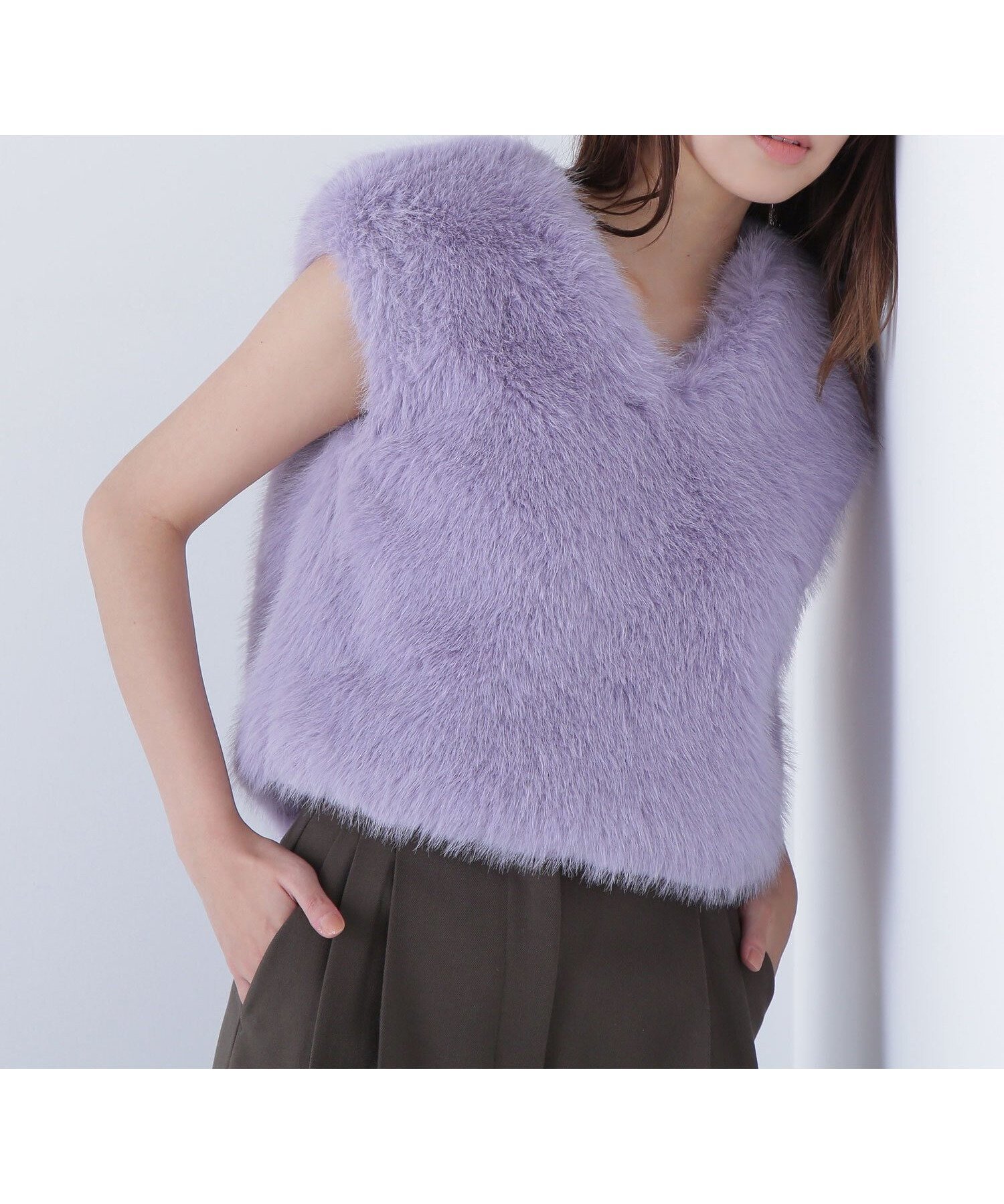 【ナチュラル ビューティー ベーシック/NATURAL BEAUTY BASIC】のフェイクファーショートベスト 人気、トレンドファッション・服の通販 founy(ファニー) 　ファッション　Fashion　レディースファッション　Fashion for Women　アウター　Coat / Outerwear Collection　トップス・カットソー　Cut & Sew Tops　ベスト&ジレ / 重ね着スタイル　Vests & Gilets　コンパクト　Compact, Small Size　ショート　Short, Short Length　フェイクファー　Faux Fur, Imitation Fur　 other-1|ID: prp329100004587525 ipo3291000000032535182