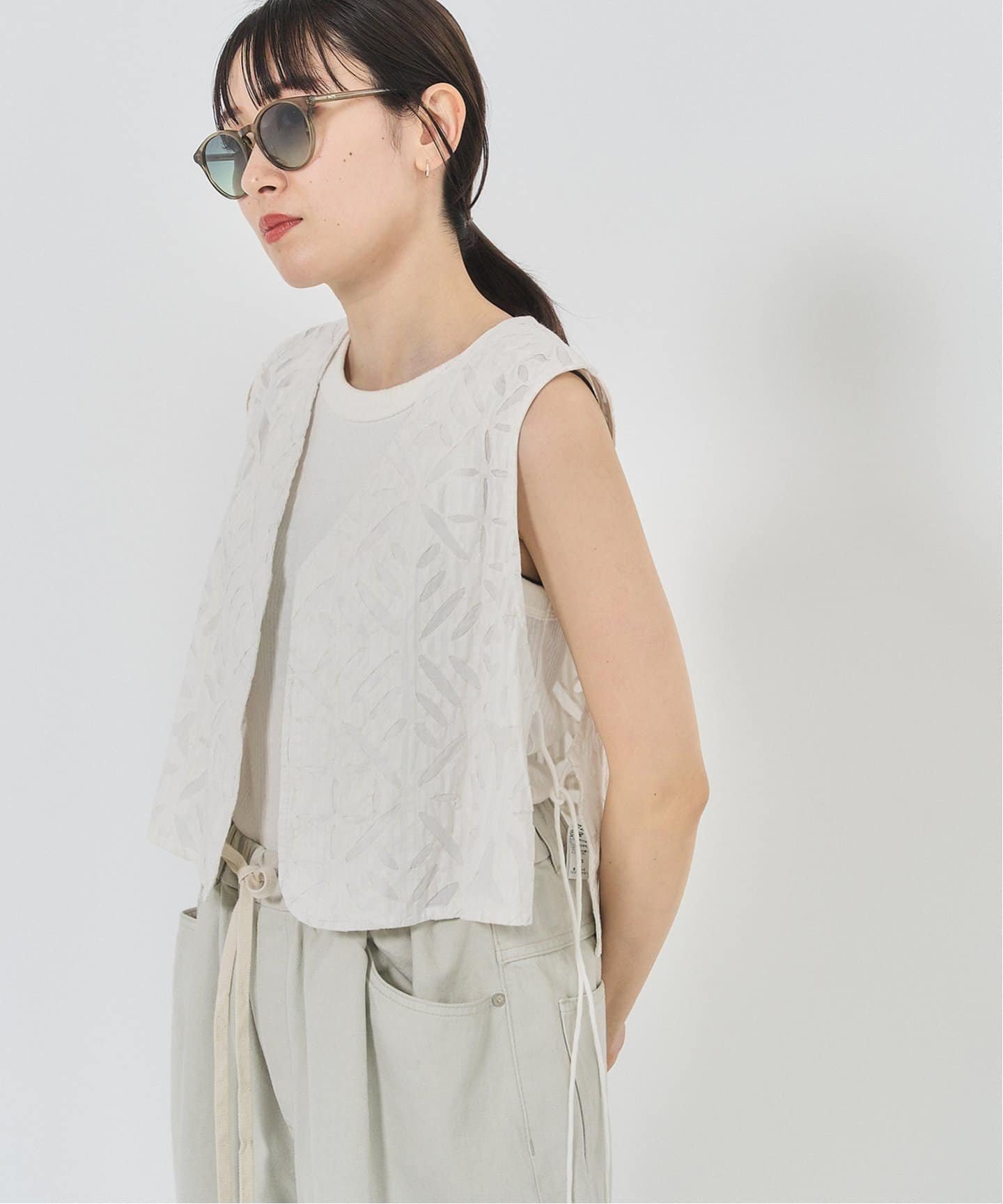 【フレームワーク/FRAMeWORK】のOUT OF FRAMe ReverseAppliqueベスト 人気、トレンドファッション・服の通販 founy(ファニー) 　ファッション　Fashion　レディースファッション　Fashion for Women　アウター　Coat / Outerwear Collection　トップス・カットソー　Cut & Sew Tops　ベスト&ジレ / 重ね着スタイル　Vests & Gilets　おすすめ　Recommended / Our Picks　インド　Indian Textile　コンパクト　Compact, Small Size　ストライプ　Stripe, Striped Pattern　ブロック　Block, Solid Block Pattern　プリント　Print, Printed Pattern　ベスト　Vest, Waistcoat　ルーズ　Loose, Oversized　 other-1|ID: prp329100004587537 ipo3291000000032535233