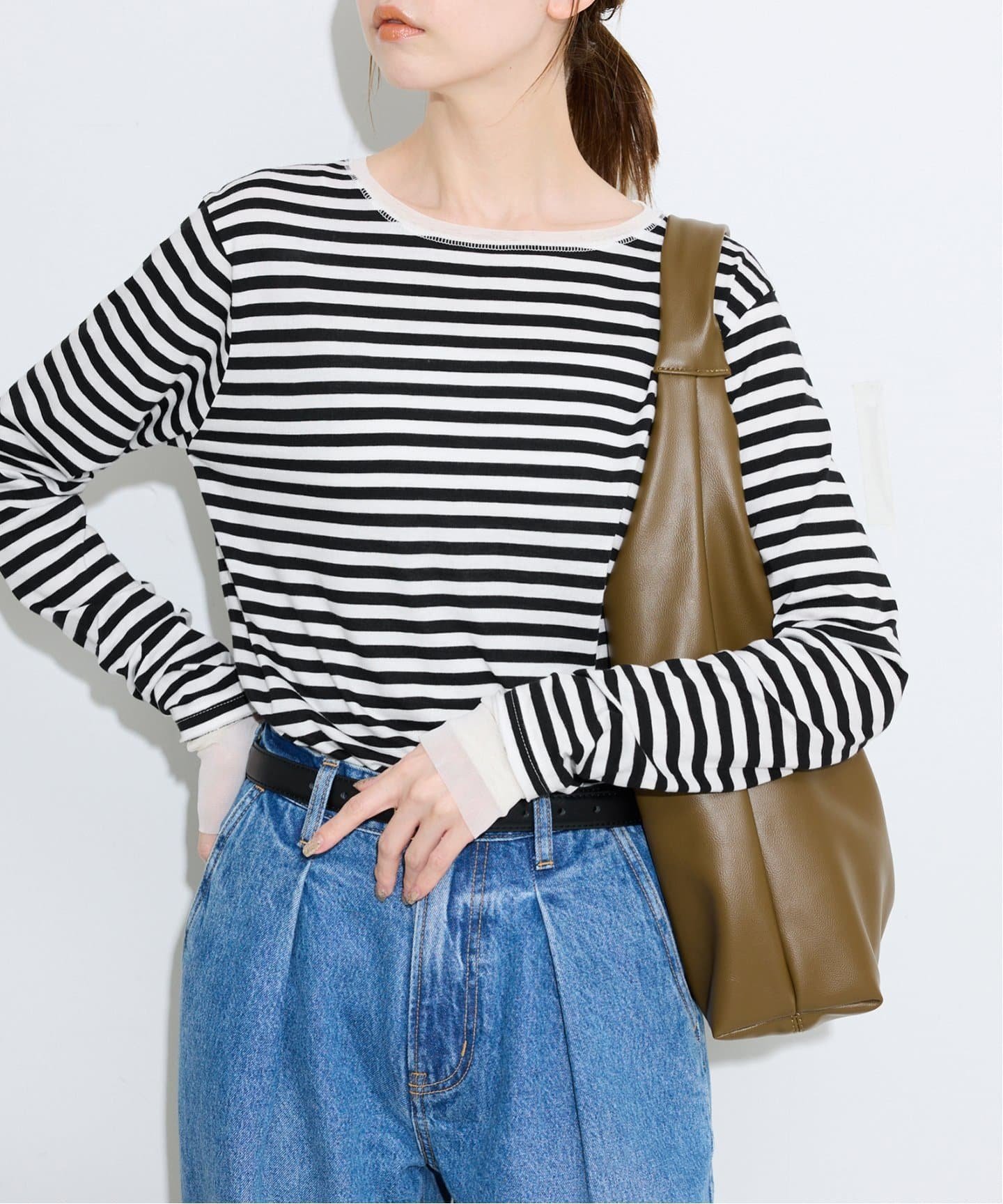【スローブ イエナ/SLOBE IENA】の《追加 》レイヤードスリーブロンTEE インテリア・キッズ・メンズ・レディースファッション・服の通販 founy(ファニー) 　ファッション　Fashion　レディースファッション　Fashion for Women　トップス・カットソー　Cut & Sew Tops　ロングTシャツ・Tシャツ　Longline T-Shirts & Tees　2025年　2025　2025-2026秋冬・A/W　Autumn/Winter 2025–26 AW25–26　ブラック|ID: prp329100004587957 ipo3291000000033538413