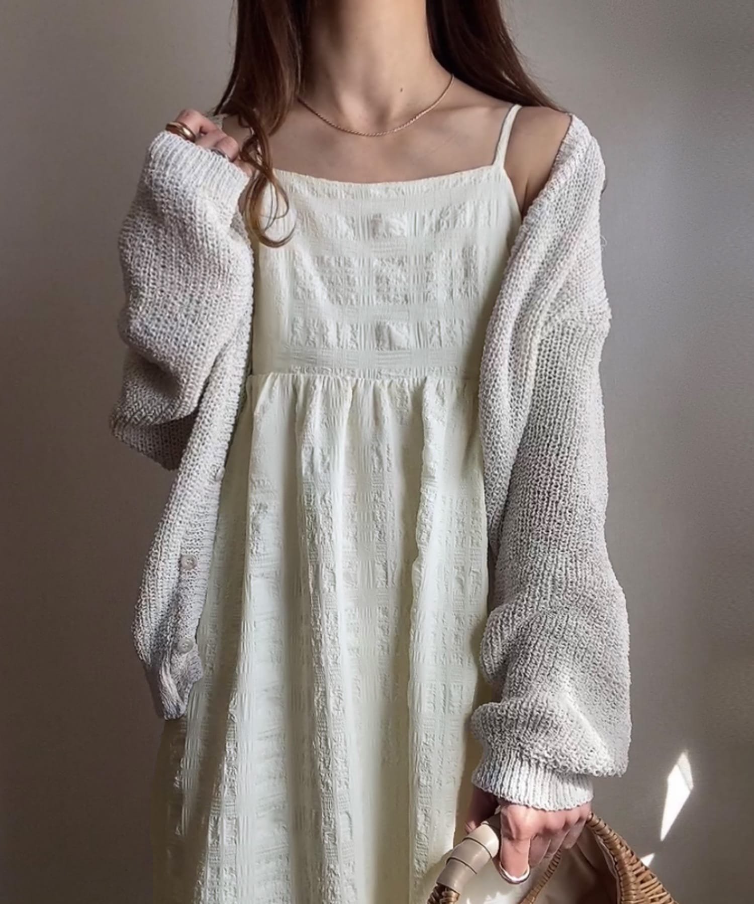【ジュノア/JUNOAH】のFILLOU リボンキャミワンピース インテリア・キッズ・メンズ・レディースファッション・服の通販 founy(ファニー) 　ファッション　Fashion　レディースファッション　Ladies' Fashion Online　ワンピース　Dress　キャミワンピース　No Sleeve Dresses　アイボリー|ID: prp329100004587988 ipo3291000000032604376