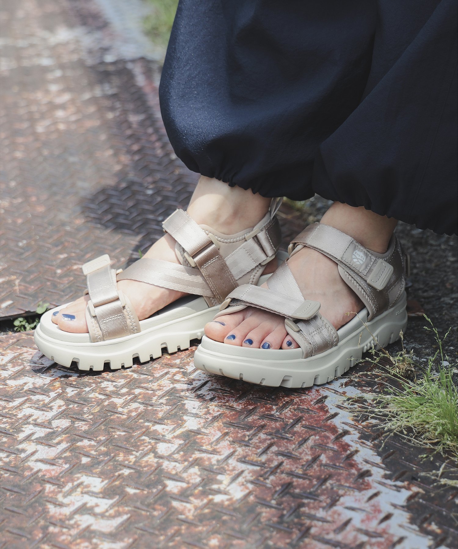 【ビーミングライフストアバイビームス/B:MING LIFE STORE by BEAMS】の【別注】SHAKA / ZAMPER EX(23~25cm) インテリア・キッズ・メンズ・レディースファッション・服の通販 founy(ファニー) 　ファッション　Fashion　レディースファッション　Fashion for Women　アウトドア　Outdoor Clothing　イタリア　Italy　クッション　Cushion, Throw Pillow　軽量　Lightweight, Ultra Light　ソックス　Socks, Hosiery　フィット　Fit, Slim Fit　別注　Limited Edition, Custom Order　おすすめ　Recommended / Our Picks　夏　Summer　旅行　Travel　TAUPE|ID: prp329100004588019 ipo3291000000033390722