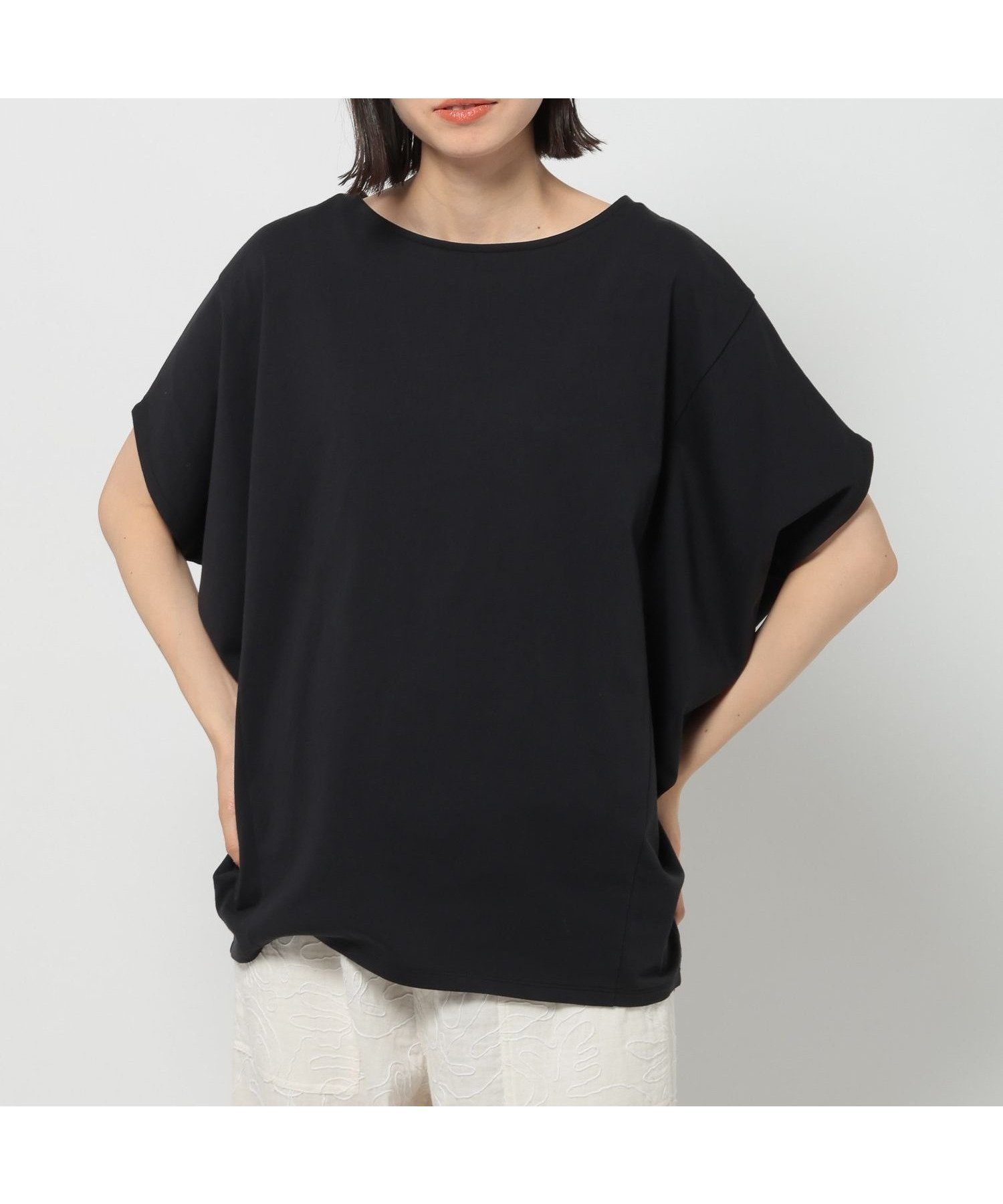 【ニコアンド/niko and】のドルマンスリーブポンチョTシャツ インテリア・キッズ・メンズ・レディースファッション・服の通販 founy(ファニー) 　ファッション　Fashion　レディースファッション　Fashion for Women　アウター　Coat / Outerwear Collection　ポンチョ・ケープコート　Ponchos & Capes　トップス・カットソー　Cut & Sew Tops　シャツ・ブラウス・オフィスカジュアル　Elegant Blouses & Button-Ups　ロングTシャツ・Tシャツ　Longline T-Shirts & Tees　おすすめ　Recommended / Our Picks　コンパクト　Compact, Small Size　シンプル　Simple, Minimal　ボトム　Bottoms, Lower Wear　ポンチョ　Poncho, Cape Style　ラウンド　Round, Round Neck　リゾート　Resort, Vacation Style　リラックス　Relax, Relaxed Fit　ブラック|ID: prp329100004588061 ipo3291000000032753192