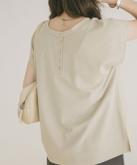 【アイテムズアーバンリサーチ/ITEMS URBAN RESEARCH】のバックボタンフレンチTシャツ 人気、トレンドファッション・服の通販 founy(ファニー) ファッション Fashion レディースファッション Fashion for Women トップス・カットソー Cut & Sew Tops シャツ・ブラウス・オフィスカジュアル Elegant Blouses & Button-Ups ロングTシャツ・Tシャツ Longline T-Shirts & Tees バッグ Bags 2025年 2025 2025春夏・S/S Spring/Summer 2025 SS25 インナー Innerwear コンパクト Compact, Small Size シンプル Simple, Minimal スリーブ Sleeve, Long Sleeve / Short Sleeve バランス Balance, Style Balance フレンチ French, French Style ベーシック Basic, Essential ボトム Bottoms, Lower Wear エレガント 上品 Elegant 夏 Summer S/S・春夏 SS, Spring/Summer, Warm Season |ID:prp329100004588087