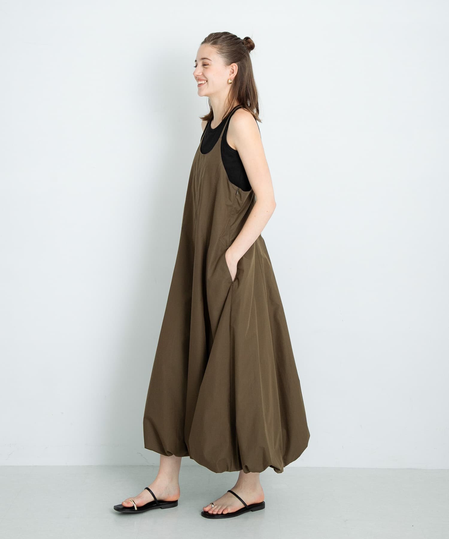 【サニーレーベル/Sonny Label / URBAN RESEARCH】のバルーンヘムキャミワンピース インテリア・キッズ・メンズ・レディースファッション・服の通販 founy(ファニー) 　ファッション　Fashion　レディースファッション　Fashion for Women　ワンピース　Dresses　キャミソールワンピース　Camisole Dresses　2025年　2025　2025春夏・S/S　Spring/Summer 2025 SS25　おすすめ　Recommended / Our Picks　インナー　Innerwear　ギャザー　Gathered, Ruffled　コンパクト　Compact, Small Size　タンク　Tank Top, Sleeveless Top　トレンド　Trend, Trending Now　バルーン　Balloon, Balloon Silhouette　リラックス　Relax, Relaxed Fit　ロング　Long, Long-Length　今季　This Season, Current Season　夏　Summer　S/S・春夏　SS, Spring/Summer, Warm Season　ブラウンカーキ|ID: prp329100004588123 ipo3291000000032720217