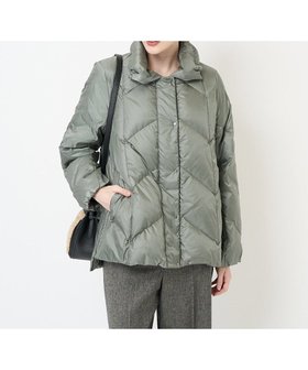 【クリスチャン オジャール/CHRISTIAN AUJARD】の軽い・暖か・撥水性・防風性 ミドル丈ダウンジャケット 人気、トレンドファッション・服の通販 founy(ファニー) ファッション Fashion レディースファッション Ladies' Fashion Online アウター Coat Outerwear ジャケット Jackets ギャザー Gather シャーリング Shirring ジャケット Jacket スリット Slit タフタ Taffeta ダウン Down ドローストリング Drawstring フェミニン Feminine ポケット Pocket ミドル Middle 冬 Winter おすすめ Recommend |ID:prp329100004588263