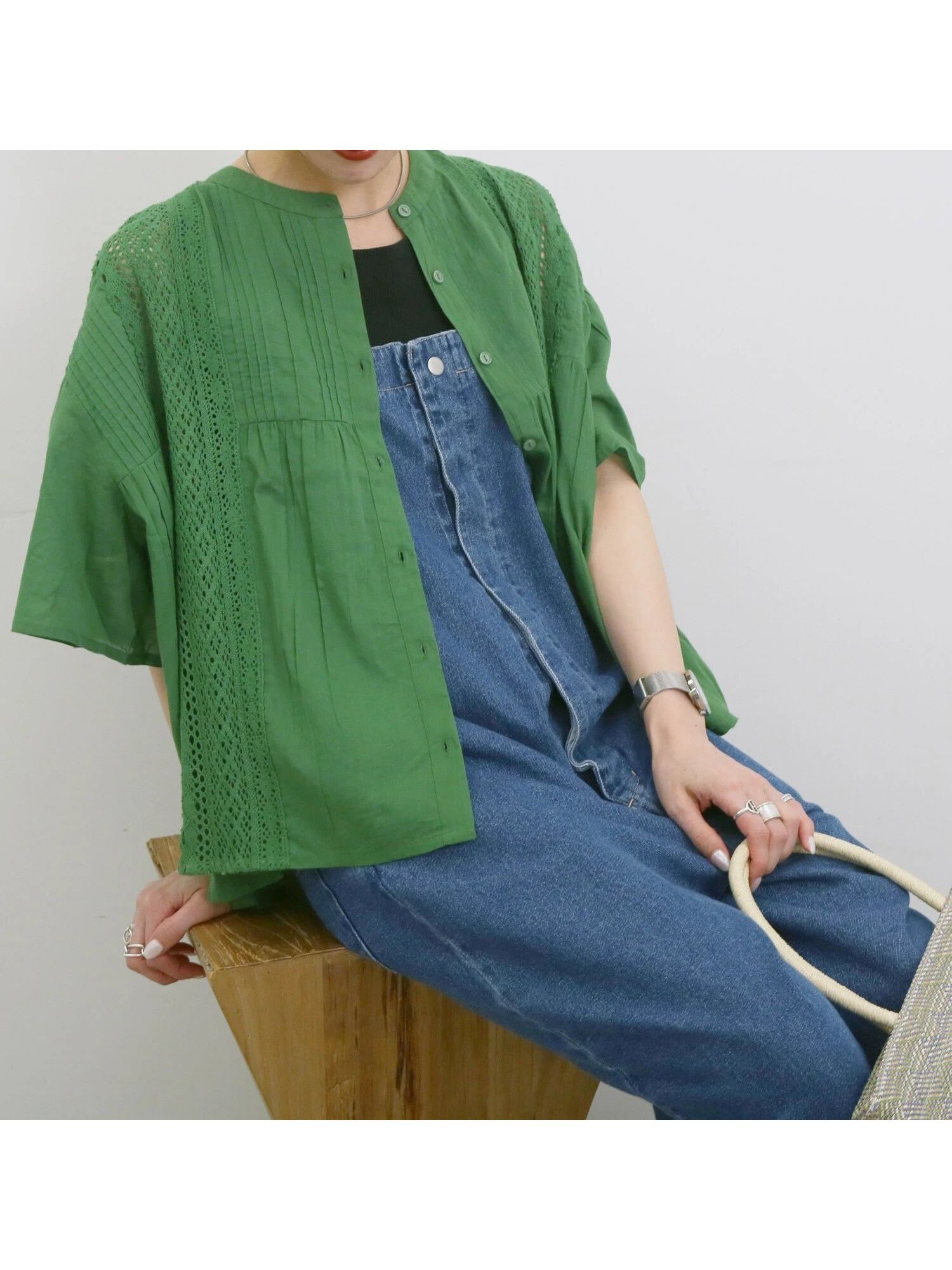 【サマンサモスモス/Samansa Mos2】の【Made in India】ピンタックレース前開きブラウス インテリア・キッズ・メンズ・レディースファッション・服の通販 founy(ファニー) 　ファッション　Fashion　レディースファッション　Ladies' Fashion Online　トップス・カットソー　Tops/Tshirt　シャツ/ブラウス　Shirts/Blouses　リラックス　Relax　レース　Race　グリーン|ID: prp329100004588353 ipo3291000000032668021