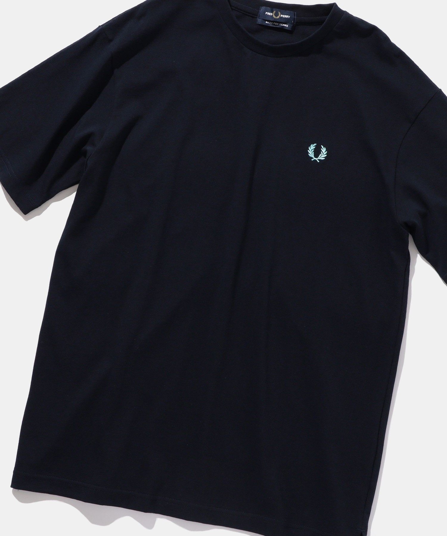 【ビームス/BEAMS / MEN】の【洗濯機洗い可】【別注】FRED PERRY / ヘビーウェイト Tシャツ 25SS 半袖 メンズ ユニセックス インテリア・キッズ・メンズ・レディースファッション・服の通販 founy(ファニー) 　ファッション　Fashion　メンズファッション　Fashion for Men　2025年　2025　2025春夏・S/S　Spring/Summer 2025 SS25　ショート　Short, Short Length　シンプル　Simple, Minimal　スリット　Slit, Slit Detail　メンズ　Men's, Menswear　別注　Limited Edition, Custom Order　半袖　Short Sleeve, Half Sleeve　NAVY|ID: prp329100004588923 ipo3291000000033560491