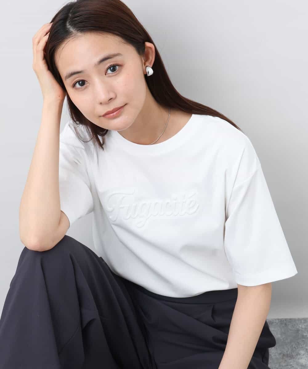 【エムケイ ミッシェルクラン/MK MICHEL KLEIN】のリラックスシルエット ロゴTシャツ/接触冷感/洗える インテリア・キッズ・メンズ・レディースファッション・服の通販 founy(ファニー) 　ファッション　Fashion　レディースファッション　Fashion for Women　トップス・カットソー　Cut & Sew Tops　シャツ・ブラウス・オフィスカジュアル　Elegant Blouses & Button-Ups　ロングTシャツ・Tシャツ　Longline T-Shirts & Tees　インナー　Innerwear　カーディガン　Cardigan, Knitwear　シンプル　Simple, Minimal　リラックス　Relax, Relaxed Fit　冬　Winter / This Winter　夏　Summer　定番　Standard, Basic Item　春　Spring　洗える　Machine Washable　秋　Autumn　ホワイト|ID: prp329100004589051 ipo3291000000032729362