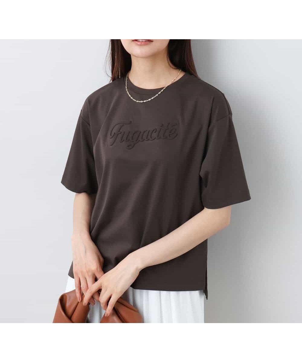 【エムケイ ミッシェルクラン/MK MICHEL KLEIN】のリラックスシルエット ロゴTシャツ/接触冷感/洗える インテリア・キッズ・メンズ・レディースファッション・服の通販 founy(ファニー) 　ファッション　Fashion　レディースファッション　Fashion for Women　トップス・カットソー　Cut & Sew Tops　シャツ・ブラウス・オフィスカジュアル　Elegant Blouses & Button-Ups　ロングTシャツ・Tシャツ　Longline T-Shirts & Tees　インナー　Innerwear　カーディガン　Cardigan, Knitwear　シンプル　Simple, Minimal　リラックス　Relax, Relaxed Fit　冬　Winter / This Winter　夏　Summer　定番　Standard, Basic Item　春　Spring　洗える　Machine Washable　秋　Autumn　ブラウン|ID: prp329100004589051 ipo3291000000032729364