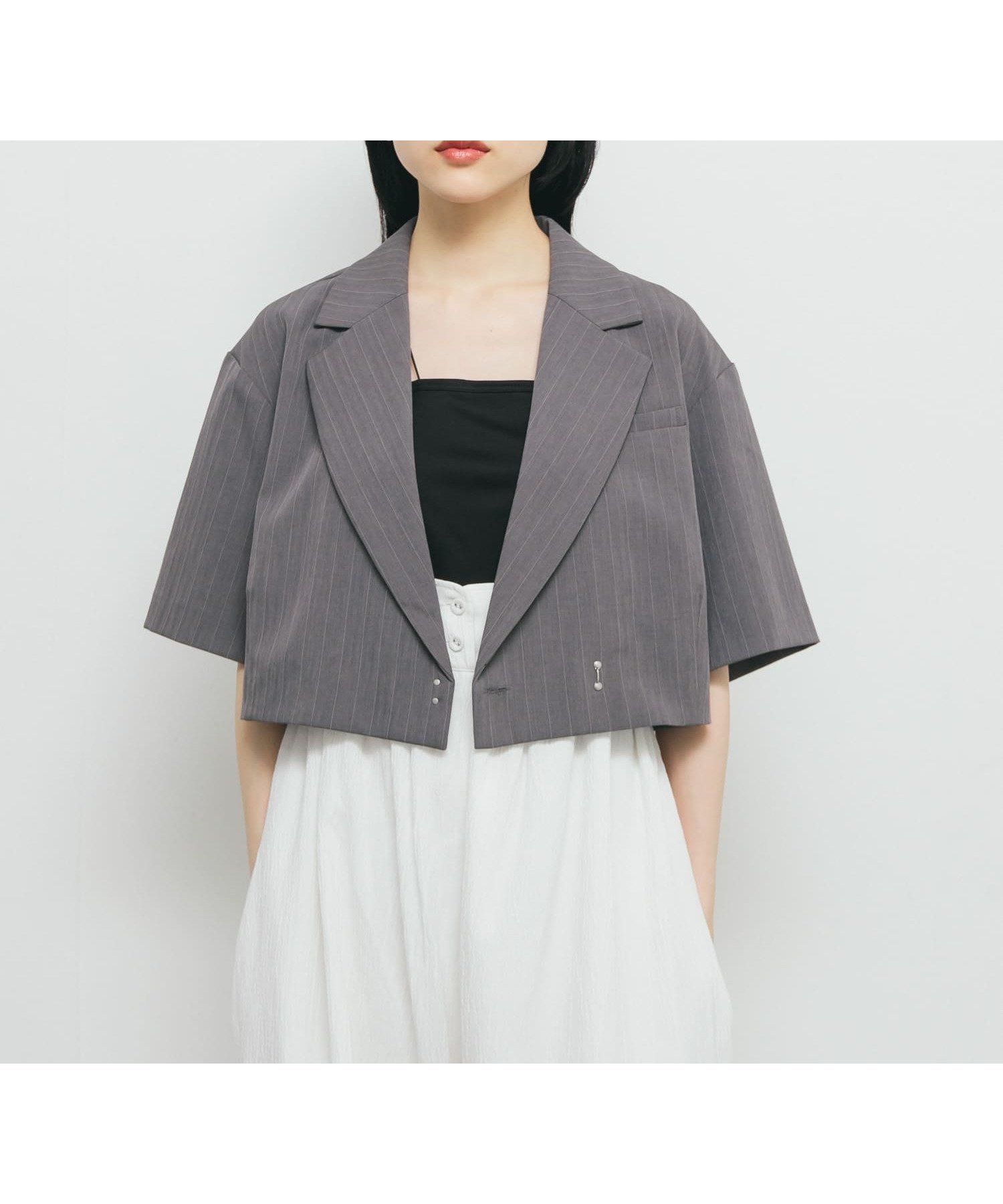 【ケービーエフ/KBF / URBAN RESEARCH】のストライプショートジャケット インテリア・キッズ・メンズ・レディースファッション・服の通販 founy(ファニー) 　ファッション　Fashion　レディースファッション　Fashion for Women　アウター　Coat / Outerwear Collection　レディースジャケット・軽アウター　Jackets　2025年　2025　2025春夏・S/S　Spring/Summer 2025 SS25　コンパクト　Compact, Small Size　ショート　Short, Short Length　ジャケット　Jacket, Outerwear　ストライプ　Stripe, Striped Pattern　ダブル　Double, Double-Breasted　バランス　Balance, Style Balance　夏　Summer　S/S・春夏　SS, Spring/Summer, Warm Season　CHARCOAL|ID: prp329100004589148 ipo3291000000032556627