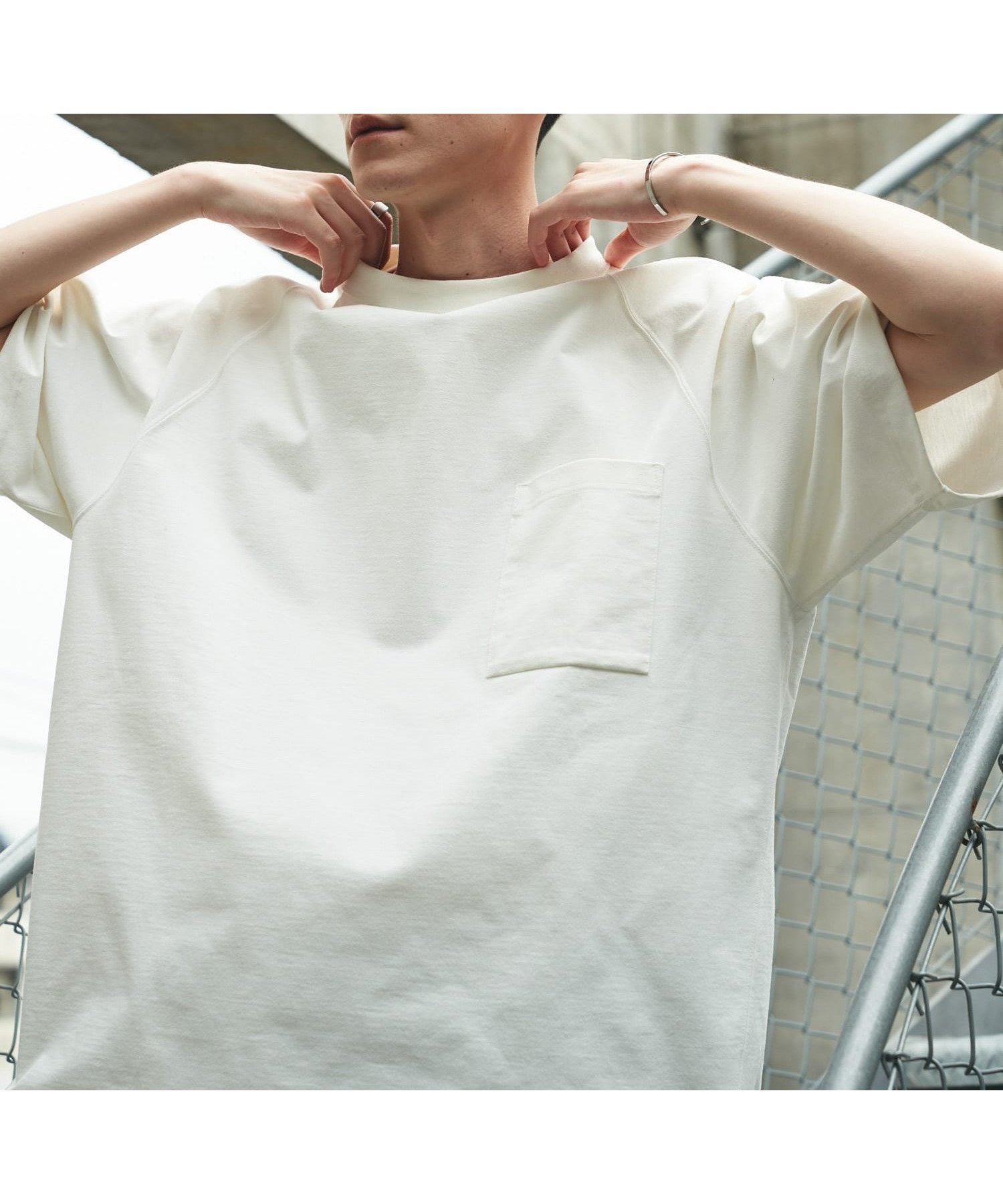 【アーバンリサーチ ドアーズ/URBAN RESEARCH DOORS / MEN】の『吸水速乾/UVカット』DRY OUT BALLOON FIT T-SHIRTS インテリア・キッズ・メンズ・レディースファッション・服の通販 founy(ファニー) 　ファッション　Fashion　メンズファッション　Fashion for Men　2025年　2025　2025春夏・S/S　Spring/Summer 2025 SS25　シンプル　Simple, Minimal　スリーブ　Sleeve, Long Sleeve / Short Sleeve　ドレープ　Drape, Draping Fabric　ドローコード　Drawcord, Drawstring Cord　吸水　Absorbent, Quick-Dry　夏　Summer　定番　Standard, Basic Item　S/S・春夏　SS, Spring/Summer, Warm Season　ホワイト|ID: prp329100004589346 ipo3291000000033164141