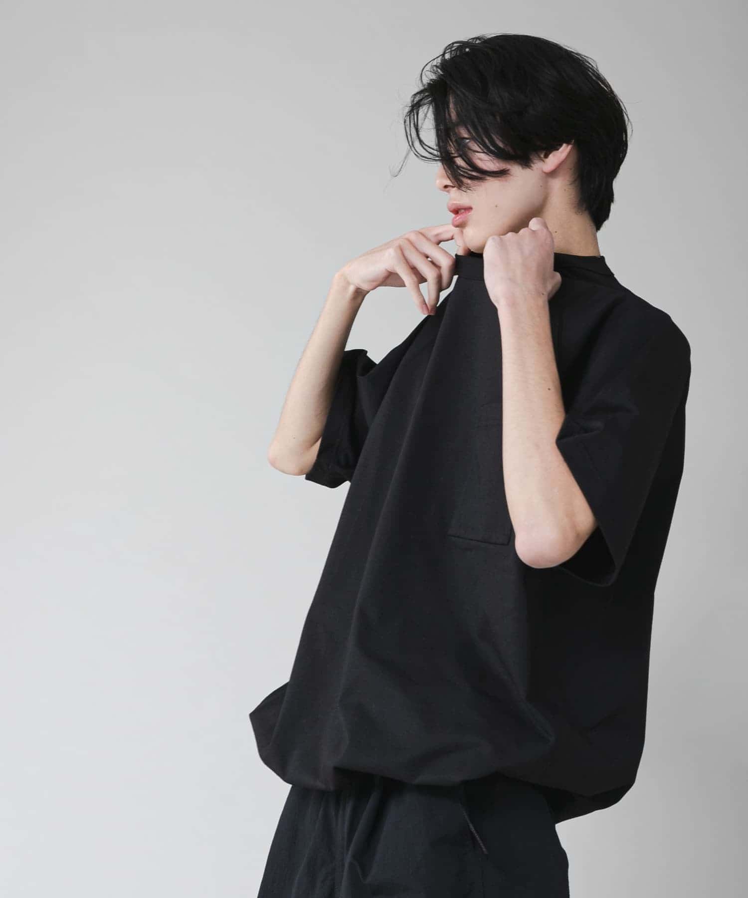 【アーバンリサーチ ドアーズ/URBAN RESEARCH DOORS / MEN】の『吸水速乾/UVカット』DRY OUT BALLOON FIT T-SHIRTS インテリア・キッズ・メンズ・レディースファッション・服の通販 founy(ファニー) 　ファッション　Fashion　メンズファッション　Fashion for Men　2025年　2025　2025春夏・S/S　Spring/Summer 2025 SS25　シンプル　Simple, Minimal　スリーブ　Sleeve, Long Sleeve / Short Sleeve　ドレープ　Drape, Draping Fabric　ドローコード　Drawcord, Drawstring Cord　吸水　Absorbent, Quick-Dry　夏　Summer　定番　Standard, Basic Item　S/S・春夏　SS, Spring/Summer, Warm Season　ブラック|ID: prp329100004589346 ipo3291000000033164148