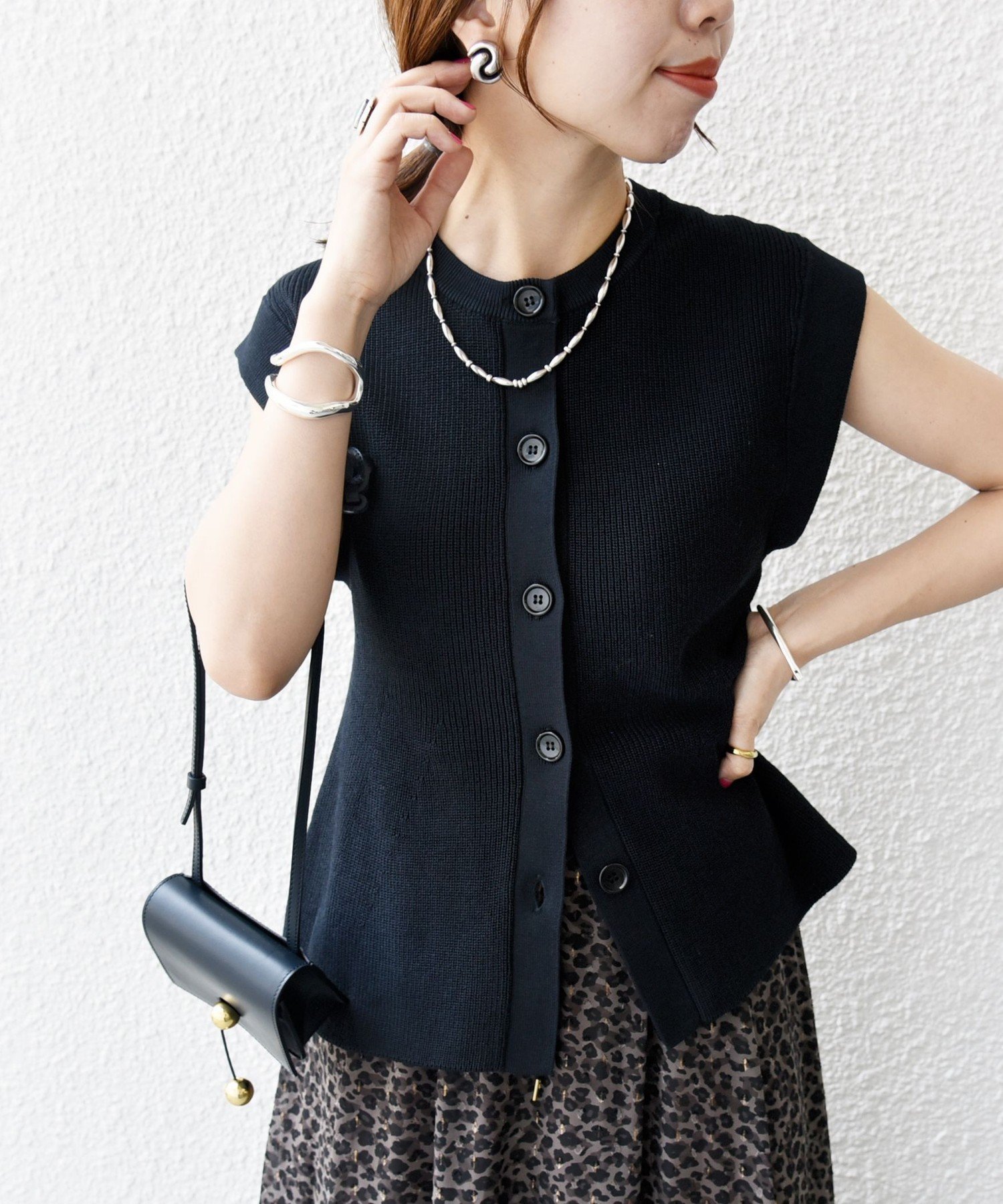 【シップス フォー ウィメン/SHIPS】の手洗い可能 ギマ コットン Aライン シルエット ベスト 人気、トレンドファッション・服の通販 founy(ファニー) 　ファッション　Fashion　レディースファッション　Fashion for Women　アウター　Coat / Outerwear Collection　トップス・カットソー　Cut & Sew Tops　ベスト&ジレ / 重ね着スタイル　Vests & Gilets　2024年　2024　2024春夏・S/S　Spring/Summer 2024 SS24　おすすめ　Recommended / Our Picks　ノースリーブ　Sleeveless, No-Sleeve　バランス　Balance, Style Balance　ベスト　Vest, Waistcoat　ペプラム　Peplum, Flared Hem　夏　Summer　畦　Ribbed Knit　 other-1|ID: prp329100004589351 ipo3291000000032755482