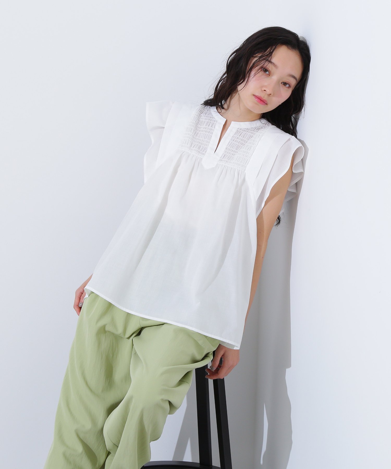 【エヌ ナチュラルビューティーベーシック/N.Natural Beauty basic】のコットンボイルシャーリングブラウス インテリア・キッズ・メンズ・レディースファッション・服の通販 founy(ファニー) 　ファッション　Fashion　レディースファッション　Ladies' Fashion Online　トップス・カットソー　Tops/Tshirt　シャツ/ブラウス　Shirts/Blouses　ガーリー　Girly　シャーリング　Shirring　シンプル　Simple　フリル　Frills　夏　Summer　オフ1|ID: prp329100004589454 ipo3291000000032560030