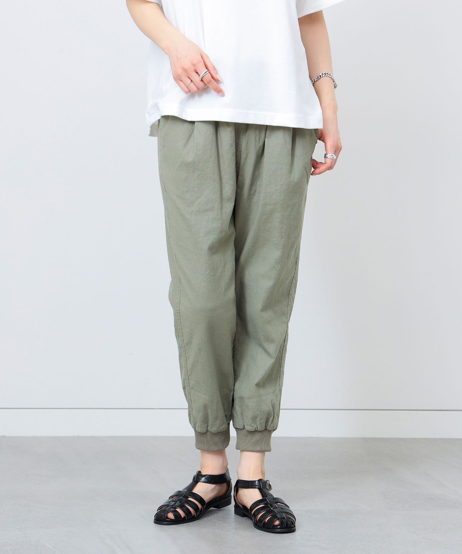 【ビームス ハート/BEAMS HEART】の麻混ドライタッチ ジョグパンツ(S~M・洗濯可) ウエストゴム イージーパンツ インテリア・キッズ・メンズ・レディースファッション・服の通販 founy(ファニー) 　ファッション　Fashion　レディースファッション　Ladies' Fashion Online　パンツ　Pants　おすすめ　Recommend　シャーリング　Shirring　スニーカー　Sneakers　ドローコード　Draw Cord　ベーシック　Basic　リラックス　Relax　ビジネス 仕事 通勤　Business　OLIVE|ID: prp329100004589495 ipo3291000000032692905