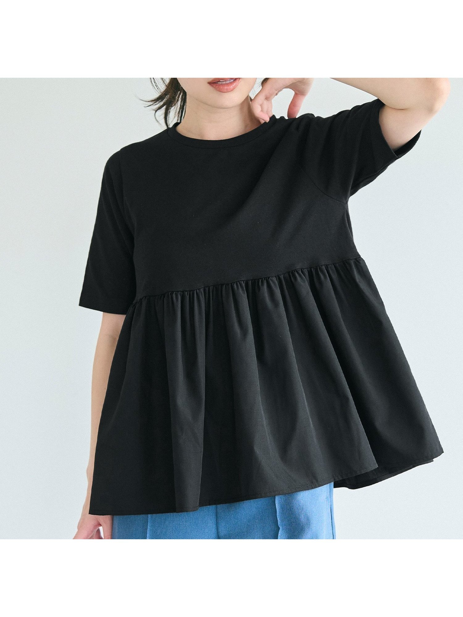 【コカ/COCA】のクルーネックドッキングカットソー インテリア・キッズ・メンズ・レディースファッション・服の通販 founy(ファニー) 　ファッション　Fashion　レディースファッション　Fashion for Women　トップス・カットソー　Cut & Sew Tops　カットソー・ベーシックTシャツ　Cut-and-Sewn Tops / Stretch Tees & Basics　カットソー　Cut and Sewn Top　シンプル　Simple, Minimal　デニム　Denim, Jeans Material　ドッキング　Docking, Mixed Material　ポケット　Pocket, Pocket Detail　ミックス　Mix, Mixed Style　エレガント 上品　Elegant　Black|ID: prp329100004589523 ipo3291000000032688353