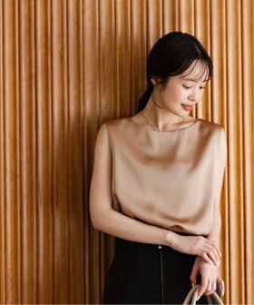 【ノーブル / スピック&スパン/NOBLE / Spick & Span】の《洗える》ルナサテンレイヤードブラウス 人気、トレンドファッション・服の通販 founy(ファニー) ファッション Fashion レディースファッション Fashion for Women トップス・カットソー Cut & Sew Tops シャツ・ブラウス・オフィスカジュアル Elegant Blouses & Button-Ups インナー Innerwear サテン Satin, Glossy Fabric セットアップ Set-Up, Coordinated Outfit ダブル Double, Double-Breasted フロント Front, Front Design 人気 Popular, Best Seller 夏 Summer 洗える Machine Washable |ID:prp329100004589755