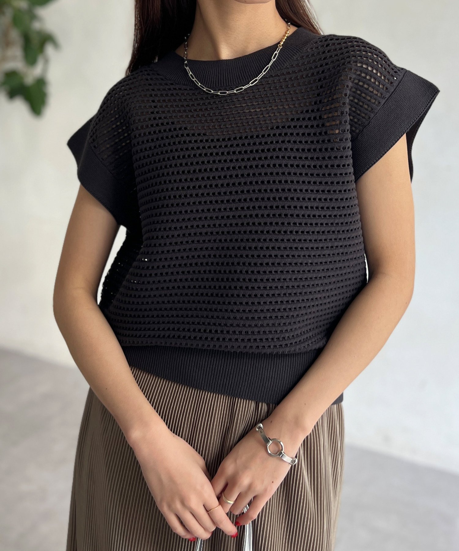 【シェトワ/Chez toi】のコットンメッシュニットフレンチプルオーバー インテリア・キッズ・メンズ・レディースファッション・服の通販 founy(ファニー) 　ファッション　Fashion　レディースファッション　Ladies' Fashion Online　トップス・カットソー　Tops/Tshirt　ニット　Knit Tops　プルオーバー　Pullover　おすすめ　Recommend　アクリル　Acrylic　インナー　Inner　シンプル　Simple　スラックス　Slacks　スリーブ　Sleeve　デニム　Denim　フレンチ　French　プチプライス・低価格　Affordable　メッシュ　Mesh　リラックス　Relax　エレガント 上品　Elegant　チャコールグレー|ID: prp329100004589803 ipo3291000000032646671