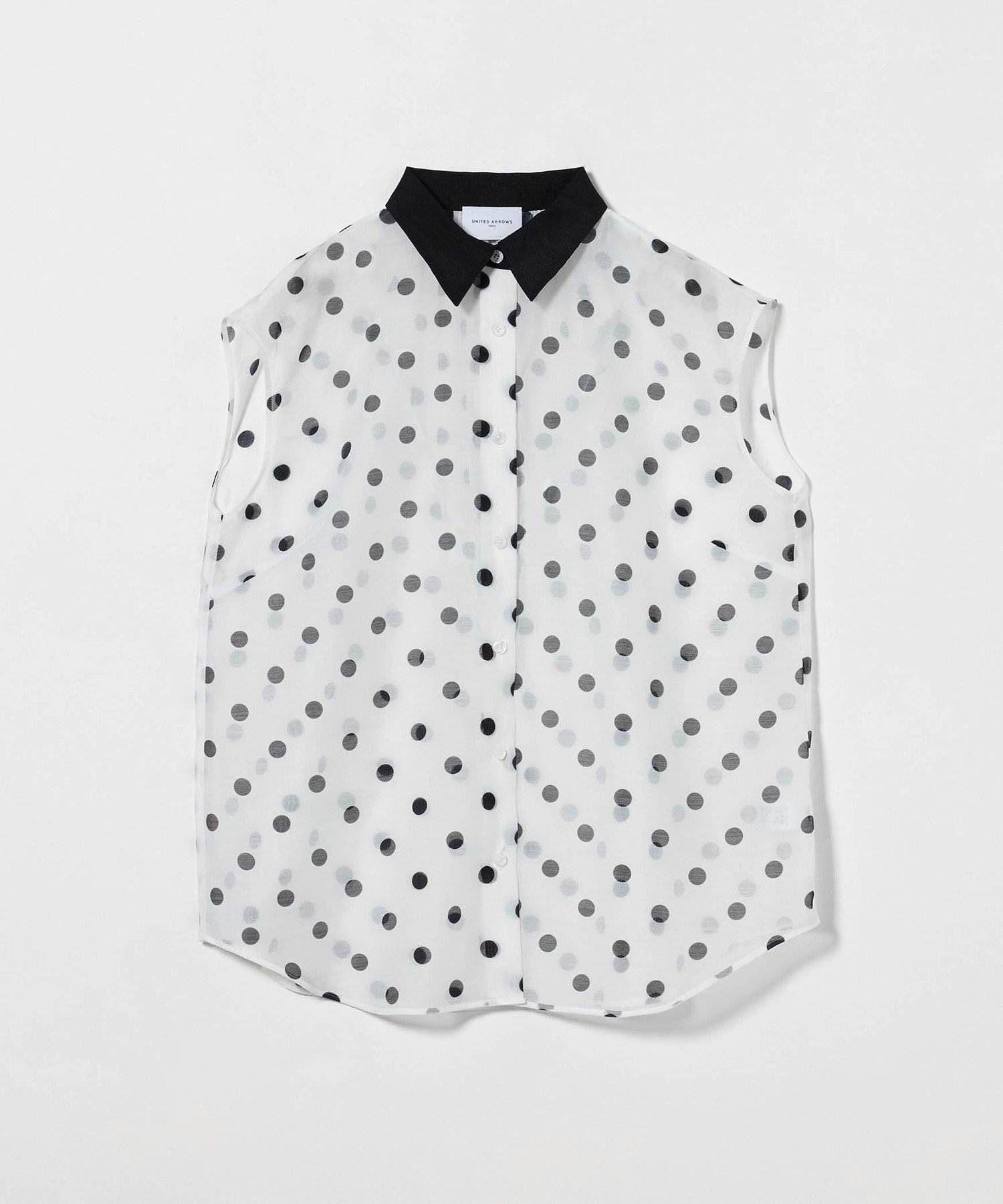 【ユナイテッドアローズ/UNITED ARROWS】のオーガンジープリント ノースリーブブラウス -ウォッシャブル- インテリア・キッズ・メンズ・レディースファッション・服の通販 founy(ファニー) 　ファッション　Fashion　レディースファッション　Fashion for Women　トップス・カットソー　Cut & Sew Tops　キャミソール&ノースリーブ　Camisoles & Sleeveless Tops　シャツ・ブラウス・オフィスカジュアル　Elegant Blouses & Button-Ups　インナー　Innerwear　ウォッシャブル　Machine Washable　オーガンジー　Organza Fabric　洗える　Machine Washable　カーディガン　Cardigan, Knitwear　シアー　Sheer, See-Through　ジャケット　Jacket, Outerwear　スニーカー　Sneakers, Trainers　ドット　Polka Dot, Dot Pattern　ノースリーブ　Sleeveless, No-Sleeve　フォルム　Silhouette, Form　フラワー　Flower, Floral　プリント　Print, Printed Pattern　ボトム　Bottoms, Lower Wear　別注　Limited Edition, Custom Order　おすすめ　Recommended / Our Picks　夏　Summer　エレガント 上品　Elegant　ビジネス 仕事 通勤　Business / Work / Commuting　WHITE|ID: prp329100004590001 ipo3291000000032567063