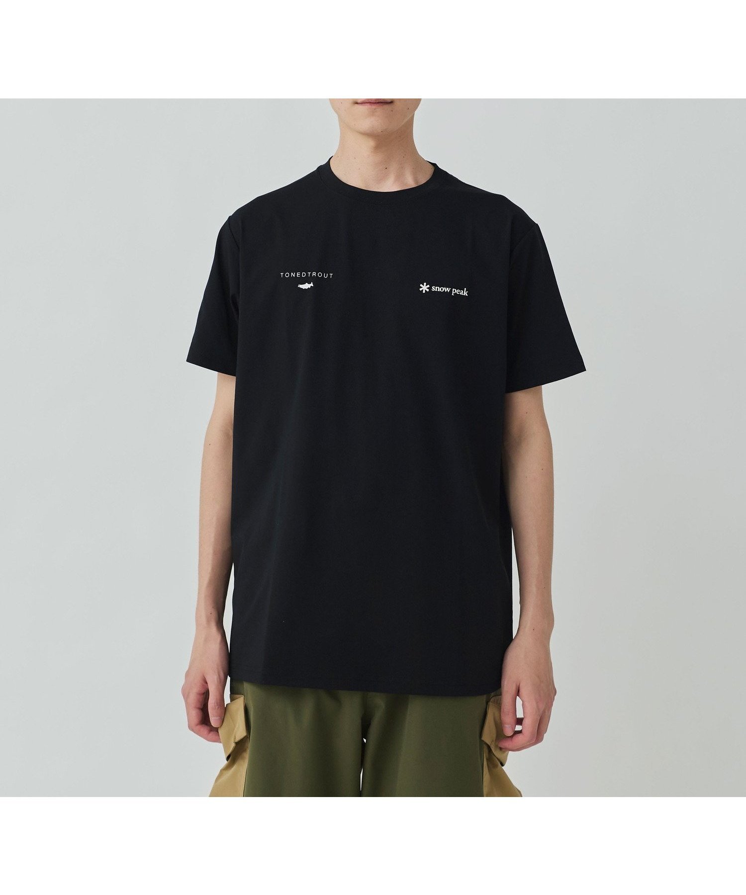 【スノーピーク/SNOW PEAK】のToned Trout Mt.Tanigawa T-Shirt インテリア・キッズ・メンズ・レディースファッション・服の通販 founy(ファニー) 　ファッション　Fashion　レディースファッション　Ladies' Fashion Online　トップス・カットソー　Tops/Tshirt　シャツ/ブラウス　Shirts/Blouses　ロング / Tシャツ　T-Shirts　春　Spring　グラフィック　Graphic　シンプル　Simple　スマート　Smart　半袖　Short Sleeve　モチーフ　Motif　S/S・春夏　Ss・Spring/Summer　夏　Summer　2025年　2025　2025春夏・S/S　Ss,Spring/Summer,2025　BLACK|ID: prp329100004590138 ipo3291000000032568594
