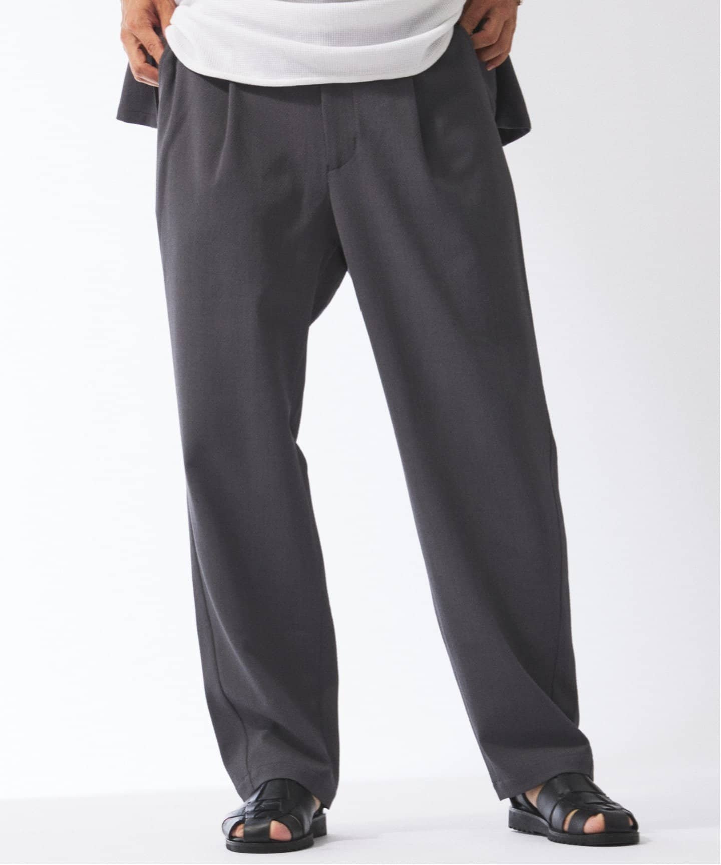 【ジャーナルスタンダード レリューム/JOURNAL STANDARD relume / MEN】のTECH MESH AMPLE スクエア イージーパンツ(セットアップ着用可) インテリア・キッズ・メンズ・レディースファッション・服の通販 founy(ファニー) 　ファッション　Fashion　メンズファッション　Men's Style Online　ボトムス　Bottoms/Men　カッティング　Cutting　スクエア　Square　ストレッチ　Stretch　ストレート　Straight　スマート　Smart　セットアップ　Set Up　ドローコード　Draw Cord　パターン　Pattern　パッチ　Patch　フロント　Front　ベーシック　Basic　ポケット　Pocket　メッシュ　Mesh　リラックス　Relax　ワイド　Wide　おすすめ　Recommend　エレガント 上品　Elegant　ブラック B|ID: prp329100004590264 ipo3291000000032673443