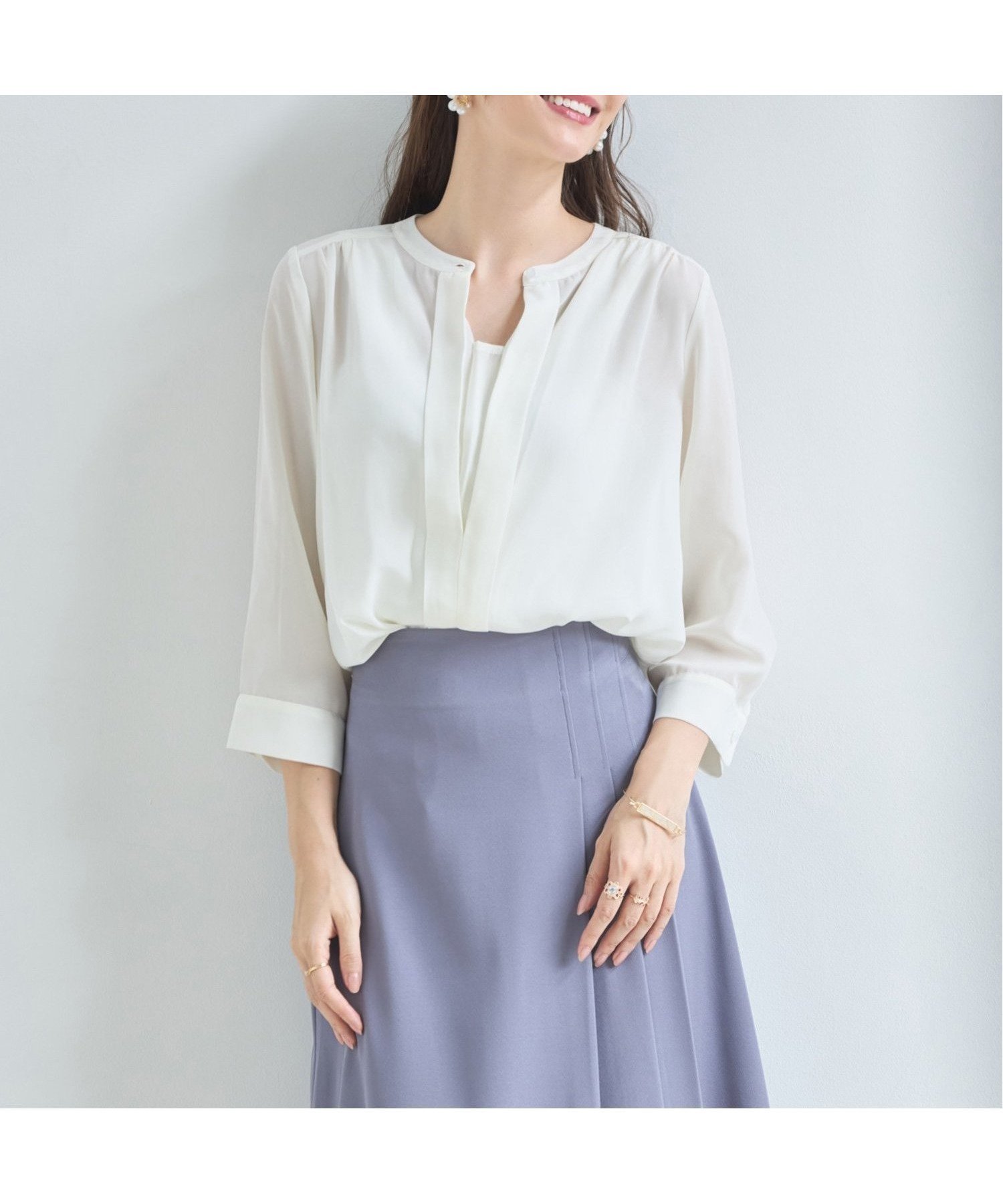 【ドレス/DRESS+】のブラウス 七分袖 2way トップス プルオーバー インテリア・キッズ・メンズ・レディースファッション・服の通販 founy(ファニー) 　ファッション　Fashion　レディースファッション　Fashion for Women　トップス・カットソー　Cut & Sew Tops　シャツ・ブラウス・オフィスカジュアル　Elegant Blouses & Button-Ups　カジュアルプルオーバー・ニットトップス　Pullovers & Knit Tops / Casual Pullovers　とろみ　Fluid, Flowy Fabric　インナー　Innerwear　オケージョン　Occasion Wear　ギャザー　Gathered, Ruffled　シンプル　Simple, Minimal　スキッパー　Skipper, Open Collar　フェミニン　Feminine, Girly　フロント　Front, Front Design　オフホワイト|ID: prp329100004590314 ipo3291000000033460309