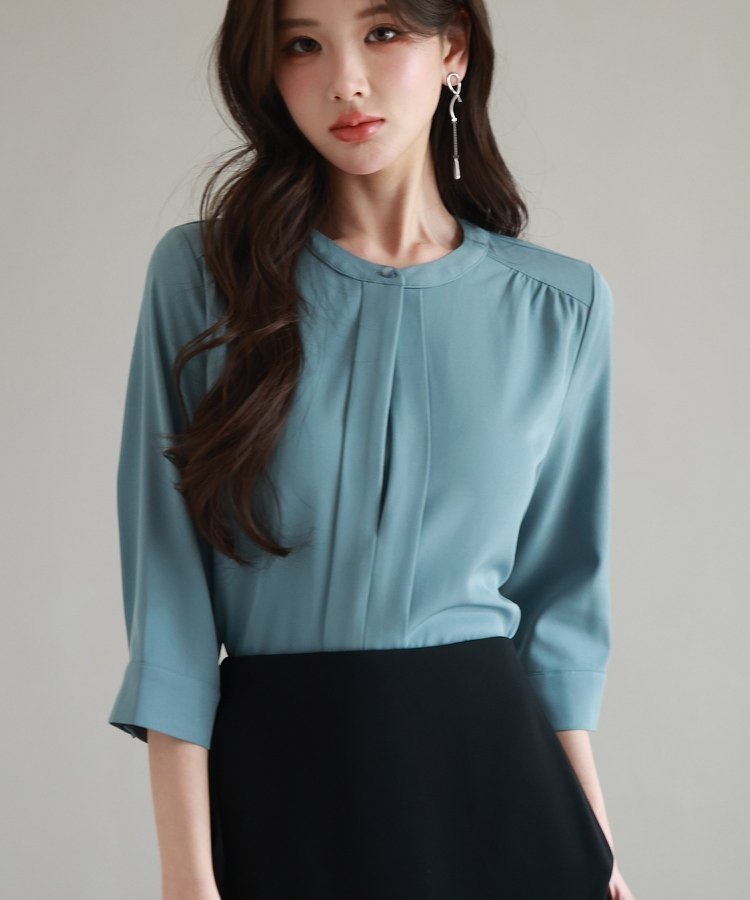 【ドレス/DRESS+】のブラウス 七分袖 2way トップス プルオーバー インテリア・キッズ・メンズ・レディースファッション・服の通販 founy(ファニー) 　ファッション　Fashion　レディースファッション　Fashion for Women　トップス・カットソー　Cut & Sew Tops　シャツ・ブラウス・オフィスカジュアル　Elegant Blouses & Button-Ups　カジュアルプルオーバー・ニットトップス　Pullovers & Knit Tops / Casual Pullovers　とろみ　Fluid, Flowy Fabric　インナー　Innerwear　オケージョン　Occasion Wear　ギャザー　Gathered, Ruffled　シンプル　Simple, Minimal　スキッパー　Skipper, Open Collar　フェミニン　Feminine, Girly　フロント　Front, Front Design　ブルーグレー|ID: prp329100004590314 ipo3291000000033460321