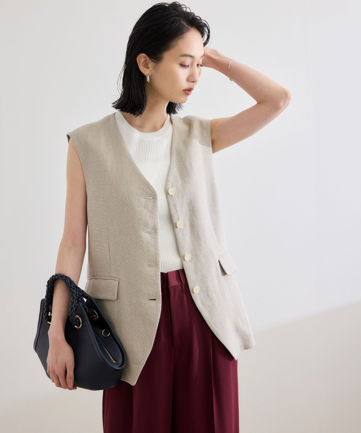 【ロペ/ROPE'】の尾州リネンオーバーロングジレ インテリア・キッズ・メンズ・レディースファッション・服の通販 founy(ファニー) 　ファッション　Fashion　レディースファッション　Ladies' Fashion Online　アウター　Coat Outerwear　トップス・カットソー　Tops/Tshirt　ベスト/ジレ　Gilets/Vests　おすすめ　Recommend　エレガント 上品　Elegant　キャミソール　Camisole　シンプル　Simple　スプリング　Spring　タンク　Tank　バランス　Balance　ポケット　Pocket　リネン　Linen　ベージュ(27)|ID: prp329100004590451 ipo3291000000032571792
