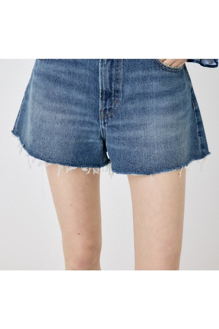 【マウジー/moussy】のCUT OFF DAMAGE ショートパンツ インテリア・キッズ・メンズ・レディースファッション・服の通販 founy(ファニー) https://founy.com/ ファッション Fashion レディースファッション Ladies' Fashion Online パンツ Pants ハーフ / ショートパンツ Short Pants ウエスタン Western カットオフ Cut Off クラッシュ Crash ショーツ Shorts ショート Short ダメージ Damage デニム Denim トレンド Trend 人気 Popularity 再入荷 Restock/Back In Stock/Re Arrival おすすめ Recommend |ID: prp329100004590471 ipo3291000000032571993