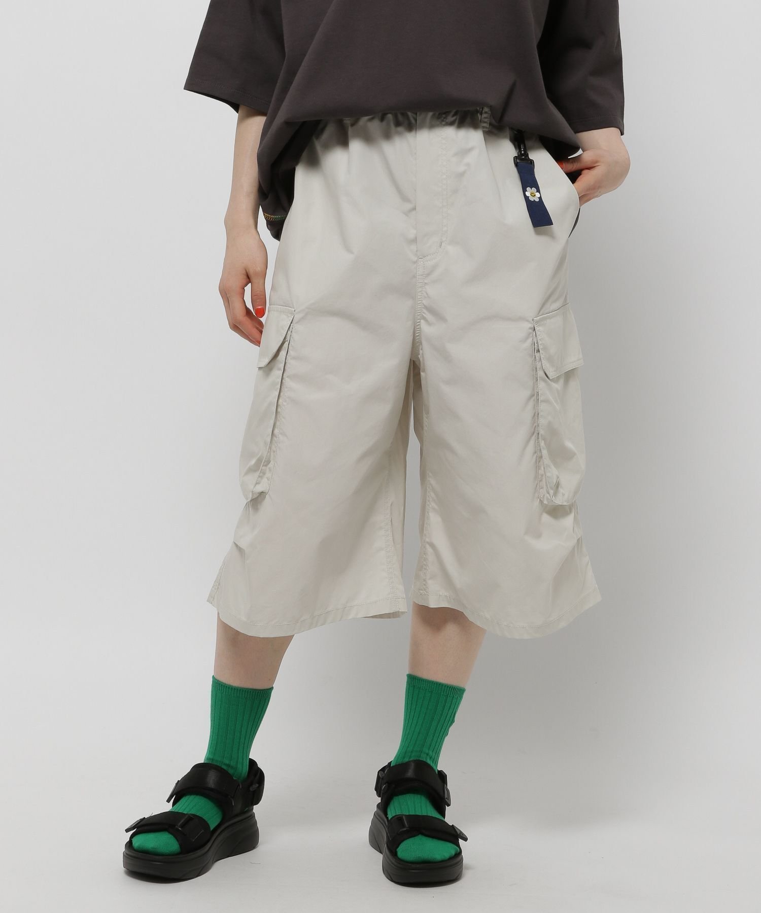 【ニコアンド/niko and】の【wiggle wiggle(ウィグルウィグル)】コラボ シャカパンツ 人気、トレンドファッション・服の通販 founy(ファニー) 　ファッション　Fashion　レディースファッション　Ladies' Fashion Online　パンツ　Pants　カラフル　Colorful　カーゴパンツ　Cargo Pants　コラボ　Collaboration　シンプル　Simple　チャーム　Charm　トレンド　Trend　ハーフ　Half　プリント　Print　ポケット　Pocket　リラックス　Relax　ルーズ　Loose　ワイド　Wide　おすすめ　Recommend　 other-1|ID: prp329100004590505 ipo3291000000032693121