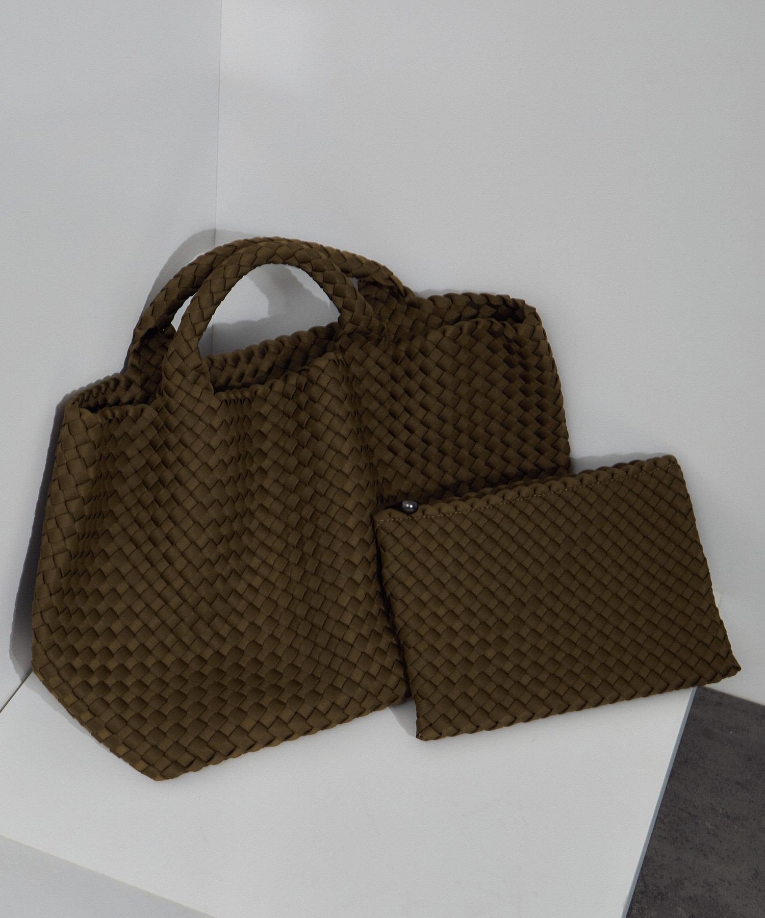 【サロン アダム エ ロペ/SALON adam et rope'】の【NAGHEDI(ナゲディ)】ST BARTHS medium TOTE(core)/トートバッグ インテリア・キッズ・メンズ・レディースファッション・服の通販 founy(ファニー) 　ファッション　Fashion　レディースファッション　Ladies' Fashion Online　バッグ　Bag　キャメル(25)|ID: prp329100004590808 ipo3291000000032639145