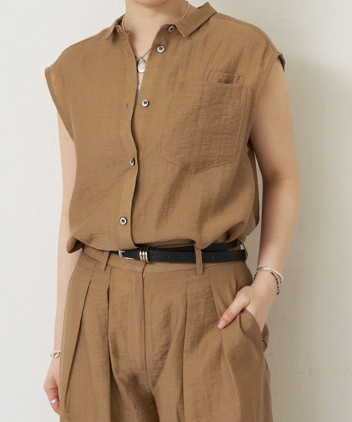 【その他のブランド/Other】のスリットノースリーブシャツ インテリア・キッズ・メンズ・レディースファッション・服の通販 founy(ファニー) https://founy.com/ ファッション Fashion レディースファッション Fashion for Women トップス・カットソー Cut & Sew Tops キャミソール&ノースリーブ Camisoles & Sleeveless Tops シャツ・ブラウス・オフィスカジュアル Elegant Blouses & Button-Ups おすすめ Recommended / Our Picks スリット Slit, Slit Detail セットアップ Set-Up, Coordinated Outfit エレガント 上品 Elegant 羽織 Haori, Light Jacket |ID: prp329100004591190 ipo3291000000032776790