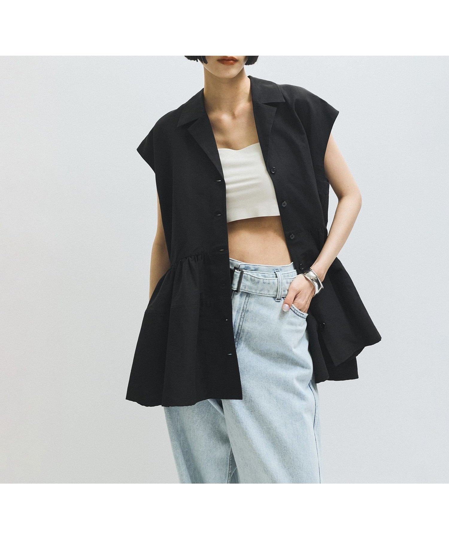 【アダム エ ロペ/ADAM ET ROPE'】の【サステナブル】オープンカラーペプラムシャツ 人気、トレンドファッション・服の通販 founy(ファニー) 　ファッション　Fashion　レディースファッション　Fashion for Women　トップス・カットソー　Cut & Sew Tops　シャツ・ブラウス・オフィスカジュアル　Elegant Blouses & Button-Ups　春　Spring　サンダル　Sandals, Summer Shoes　ショルダー　Shoulder, Shoulder Strap　デニム　Denim, Jeans Material　ドロップ　Drop Shoulder, Dropped Style　ハーフ　Half, Half-Length　ペプラム　Peplum, Flared Hem　ポケット　Pocket, Pocket Detail　リネン　Linen, Linen Fabric　ワッシャー　Washer, Crinkled Finish　S/S・春夏　SS, Spring/Summer, Warm Season　おすすめ　Recommended / Our Picks　夏　Summer　2025年　2025　2025春夏・S/S　Spring/Summer 2025 SS25　 other-1|ID: prp329100004591201 ipo3291000000033505021