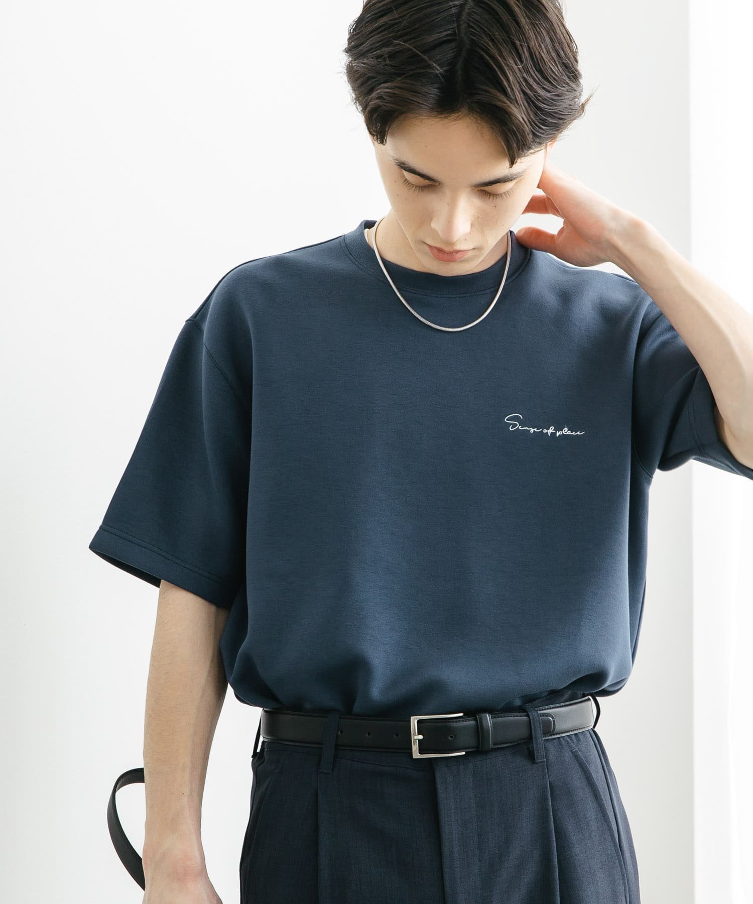 【センスオブプレイス/SENSE OF PLACE by URBAN RESEARCH / MEN】の『一部WEB限定カラー』『ユニセックス』シシュウダンボールポンチショートスリーブTシャツ インテリア・キッズ・メンズ・レディースファッション・服の通販 founy(ファニー) 　ファッション　Fashion　メンズファッション　Fashion for Men　2025年　2025　2025春夏・S/S　Spring/Summer 2025 SS25　インナー　Innerwear　ストレッチ　Stretch, Stretchy Fabric　レギュラー　Regular, Standard Fit　ワンポイント　One Point, Statement Accent　夏　Summer　S/S・春夏　SS, Spring/Summer, Warm Season　D.BLU×WHT|ID: prp329100004591220 ipo3291000000032998470