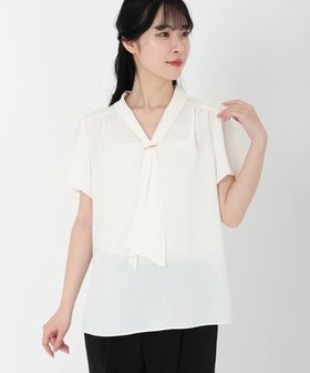【ストロベリーフィールズ/STRAWBERRY FIELDS】のパーツ付きボウタイブラウス 人気、トレンドファッション・服の通販 founy(ファニー) ファッション Fashion レディースファッション Ladies' Fashion Online トップス・カットソー Tops/Tshirt シャツ/ブラウス Shirts/Blouses |ID:prp329100004591231