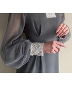 【ジュノア/JUNOAH】のチュールスリーブ異素材ドッキングタックワンピース チャコール|ID: prp329100004591710 ipo3291000000032593249