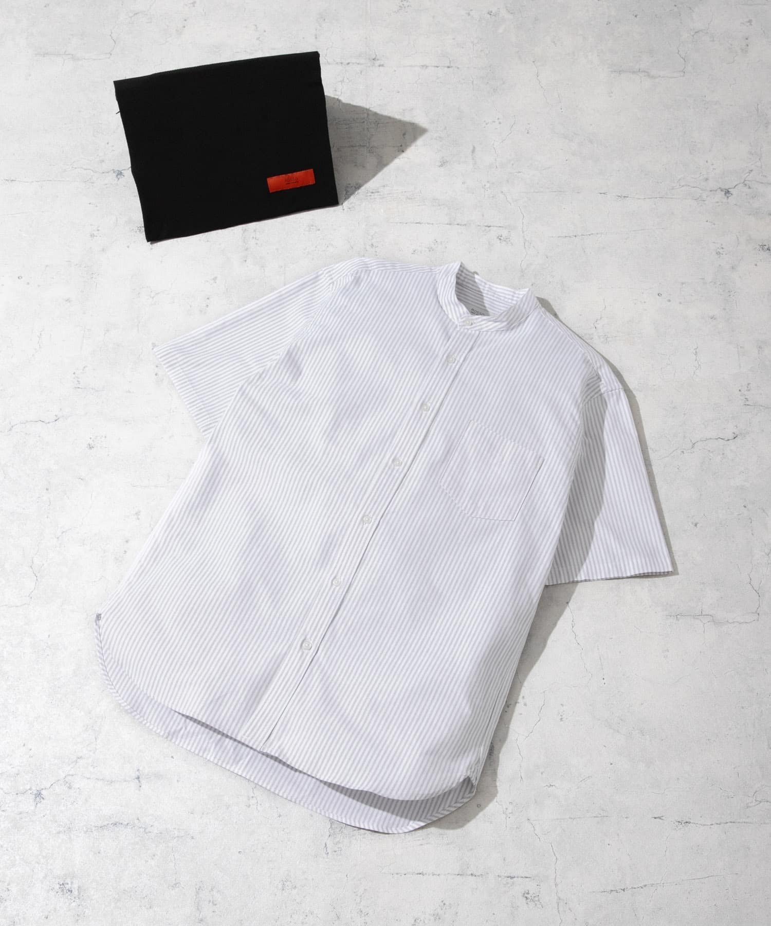 【アーバンリサーチ ロッソ/URBAN RESEARCH ROSSO / MEN】の『抗菌/消臭』『XXLサイズあり』ハイパフォーマンスバンドカラー半袖シャツ インテリア・キッズ・メンズ・レディースファッション・服の通販 founy(ファニー) 　ファッション　Fashion　メンズファッション　Men's Style Online　抗菌　Antibacterial　サマー　Summer　サングラス　Sunglasses　サンダル　Sandals　ショート　Short　シンプル　Simple　ストレッチ　Stretch　スニーカー　Sneakers　スラックス　Slacks　スリーブ　Sleeve　デニム　Denim　バランス　Balance　パフォーマンス　Performance　フィット　Fit　ベーシック　Basic　半袖　Short Sleeve　リュック　Ruck Sack　ワーク　Work　S/S・春夏　Ss・Spring/Summer　おすすめ　Recommend　夏　Summer　旅行　Travel　ビジネス 仕事 通勤　Business　2025年　2025　2025春夏・S/S　Ss,Spring/Summer,2025　GRY STRIPE|ID: prp329100004591972 ipo3291000000032681662