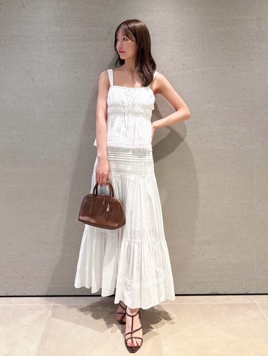 【スナイデル/SNIDEL】のコットンキャミブラウス 人気、トレンドファッション・服の通販 founy(ファニー) 　ファッション　Fashion　レディースファッション　Fashion for Women　トップス・カットソー　Cut & Sew Tops　キャミソール&ノースリーブ　Camisoles & Sleeveless Tops　シャツ・ブラウス・オフィスカジュアル　Elegant Blouses & Button-Ups　おすすめ　Recommended / Our Picks　エレガント 上品　Elegant　ギャザー　Gathered, Ruffled　クラシカル　Classical, Vintage-Inspired　シャーリング　Shirring, Ruched　フィット　Fit, Slim Fit　フェミニン　Feminine, Girly　ペプラム　Peplum, Flared Hem　レース　Lace, Lace Fabric　ヴィンテージ　Vintage Style　今季　This Season, Current Season　 other-1|ID: prp329100004591988 ipo3291000000033374253