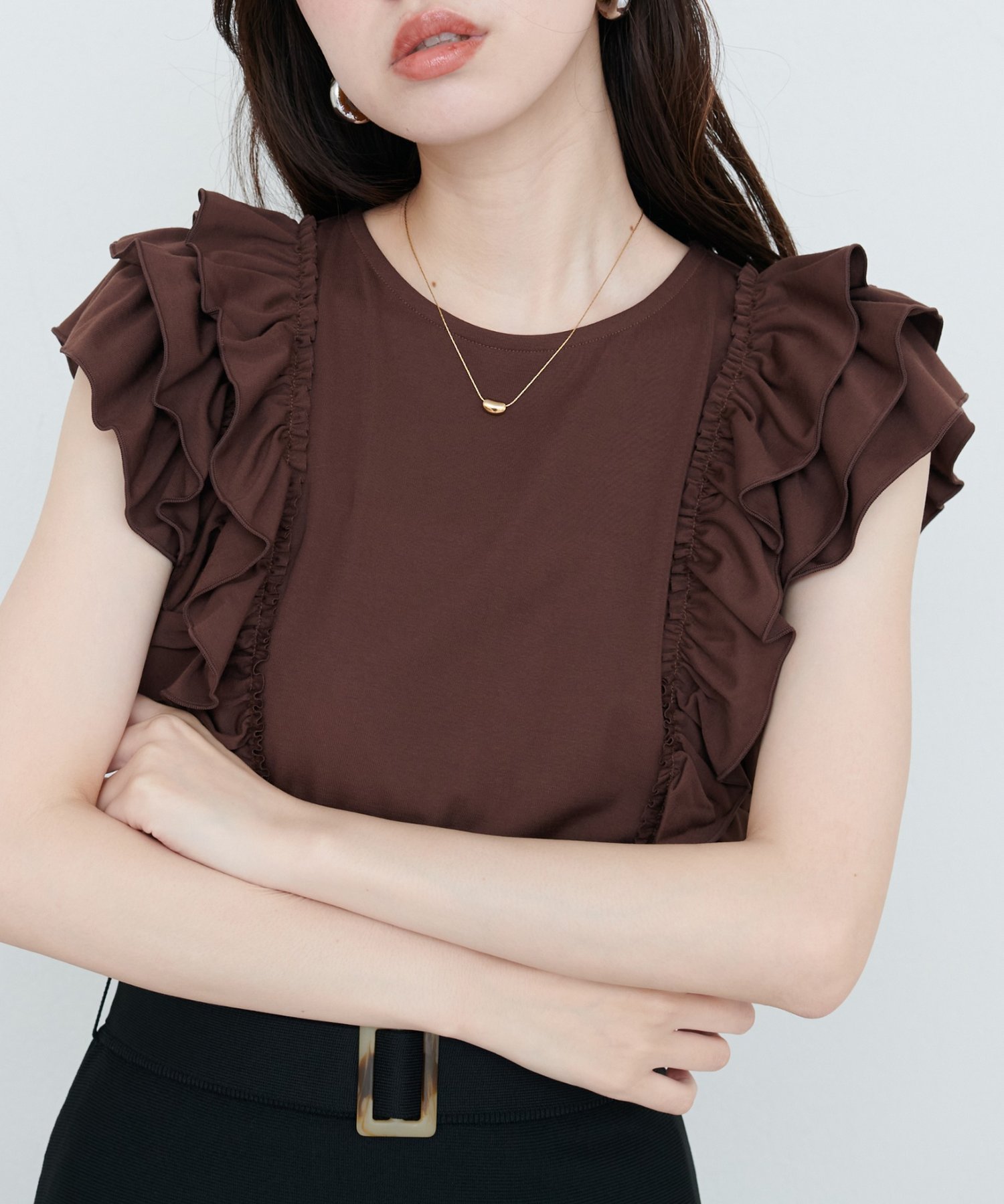 【ナチュラルクチュール/natural couture】の【sherbet line】接触冷感 フリルブラウスTシャツ インテリア・キッズ・メンズ・レディースファッション・服の通販 founy(ファニー) 　ファッション　Fashion　レディースファッション　Fashion for Women　トップス・カットソー　Cut & Sew Tops　シャツ・ブラウス・オフィスカジュアル　Elegant Blouses & Button-Ups　ロングTシャツ・Tシャツ　Longline T-Shirts & Tees　サンダル　Sandals, Summer Shoes　スニーカー　Sneakers, Trainers　デニム　Denim, Jeans Material　フェミニン　Feminine, Girly　フリル　Frill, Ruffle　ペンシル　Pencil, Pencil Skirt　おすすめ　Recommended / Our Picks　夏　Summer　エレガント 上品　Elegant　2025年　2025　2025春夏・S/S　Spring/Summer 2025 SS25　ブラウン|ID: prp329100004592004 ipo3291000000032714861