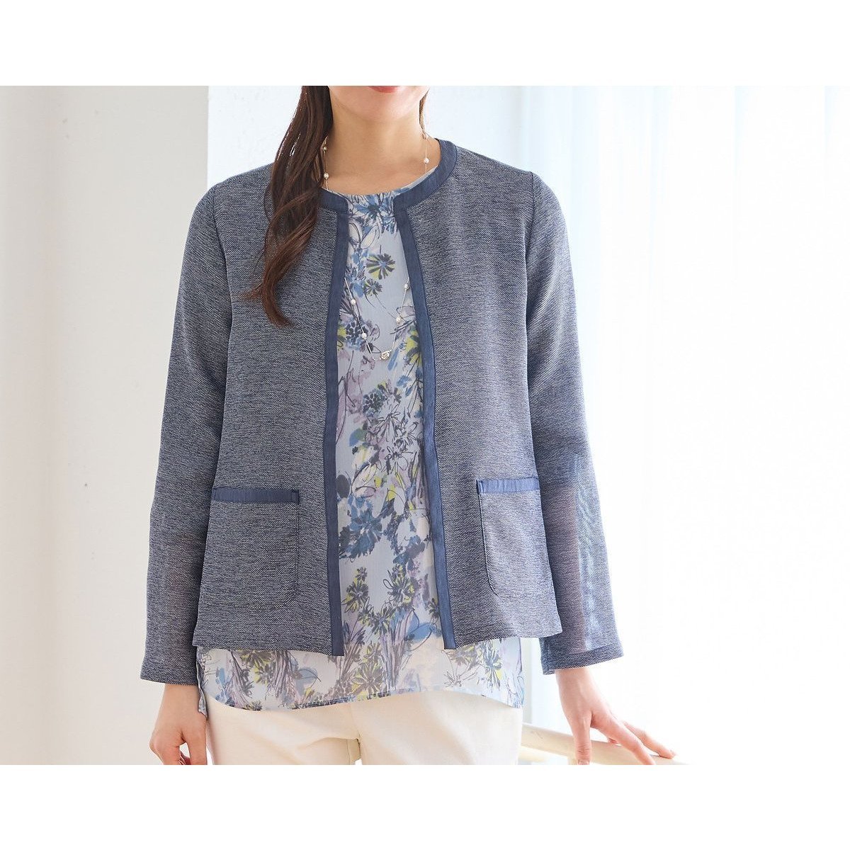【ロブジェ/LOBJIE】のカラミ ノーカラージャケット インテリア・キッズ・メンズ・レディースファッション・服の通販 founy(ファニー) 　ファッション　Fashion　レディースファッション　Fashion for Women　アウター　Coat / Outerwear Collection　レディースジャケット・軽アウター　Jackets　ノーカラージャケット / シンプル上品コーデ　Collarless Jackets　おすすめ　Recommended / Our Picks　インナー　Innerwear　カーディガン　Cardigan, Knitwear　ジャケット　Jacket, Outerwear　ツイル　Twist, Twisted Detail　トレンド　Trend, Trending Now　ポケット　Pocket, Pocket Detail　夏　Summer　春　Spring　S/S・春夏　SS, Spring/Summer, Warm Season　長袖　Long Sleeve, Full Sleeve　ダークブルー|ID: prp329100004592045 ipo3291000000033545191