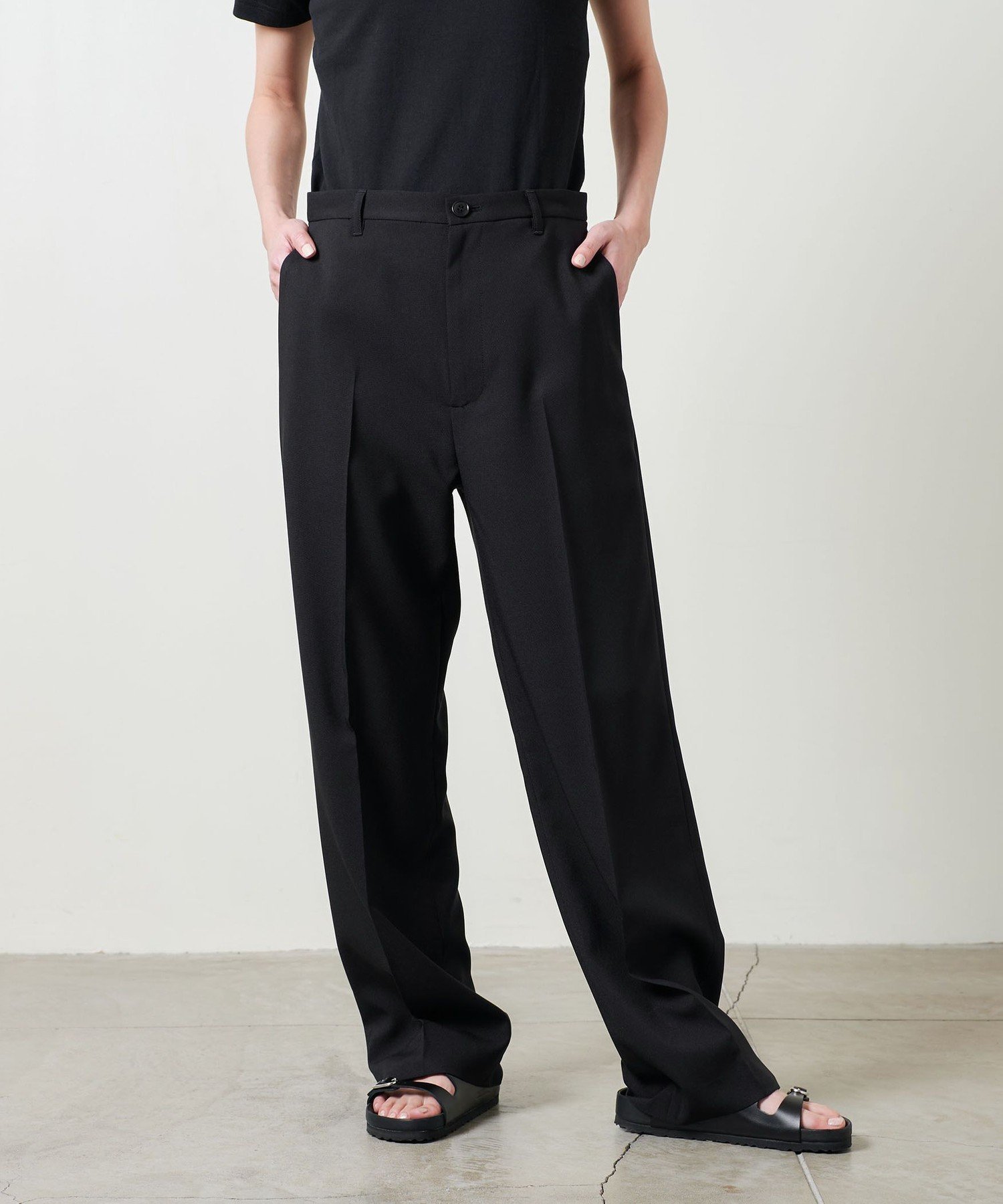 【ユナイテッドアローズ/UNITED ARROWS】のMARW UNITED ARROWS トロピカル ストレートパンツ インテリア・キッズ・メンズ・レディースファッション・服の通販 founy(ファニー) 　ファッション　Fashion　レディースファッション　Ladies' Fashion Online　パンツ　Pants　ストレート　Straight　センター　Center　トレンド　Trend　人気　Popularity　ルーズ　Loose　ビジネス 仕事 通勤　Business　BLACK|ID: prp329100004592081 ipo3291000000032608289