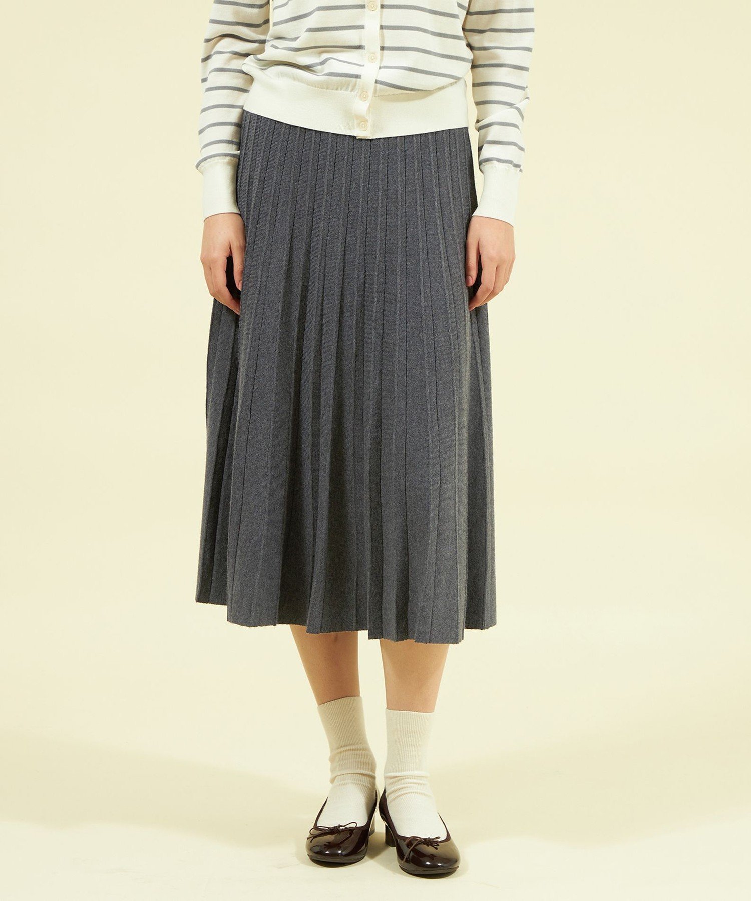【マッキントッシュ フィロソフィー/MACKINTOSH PHILOSOPHY】のプリーツニットスカート インテリア・キッズ・メンズ・レディースファッション・服の通販 founy(ファニー) 　ファッション　Fashion　レディースファッション　Ladies' Fashion Online　スカート　Skirt　おすすめ　Recommend　なめらか　Smooth　セットアップ　Set Up　フレア　Flare　プリーツ　Pleats　冬　Winter　春　Spring　秋　Autumn/Fall　チャコールグレー|ID: prp329100004592552 ipo3291000000032604604