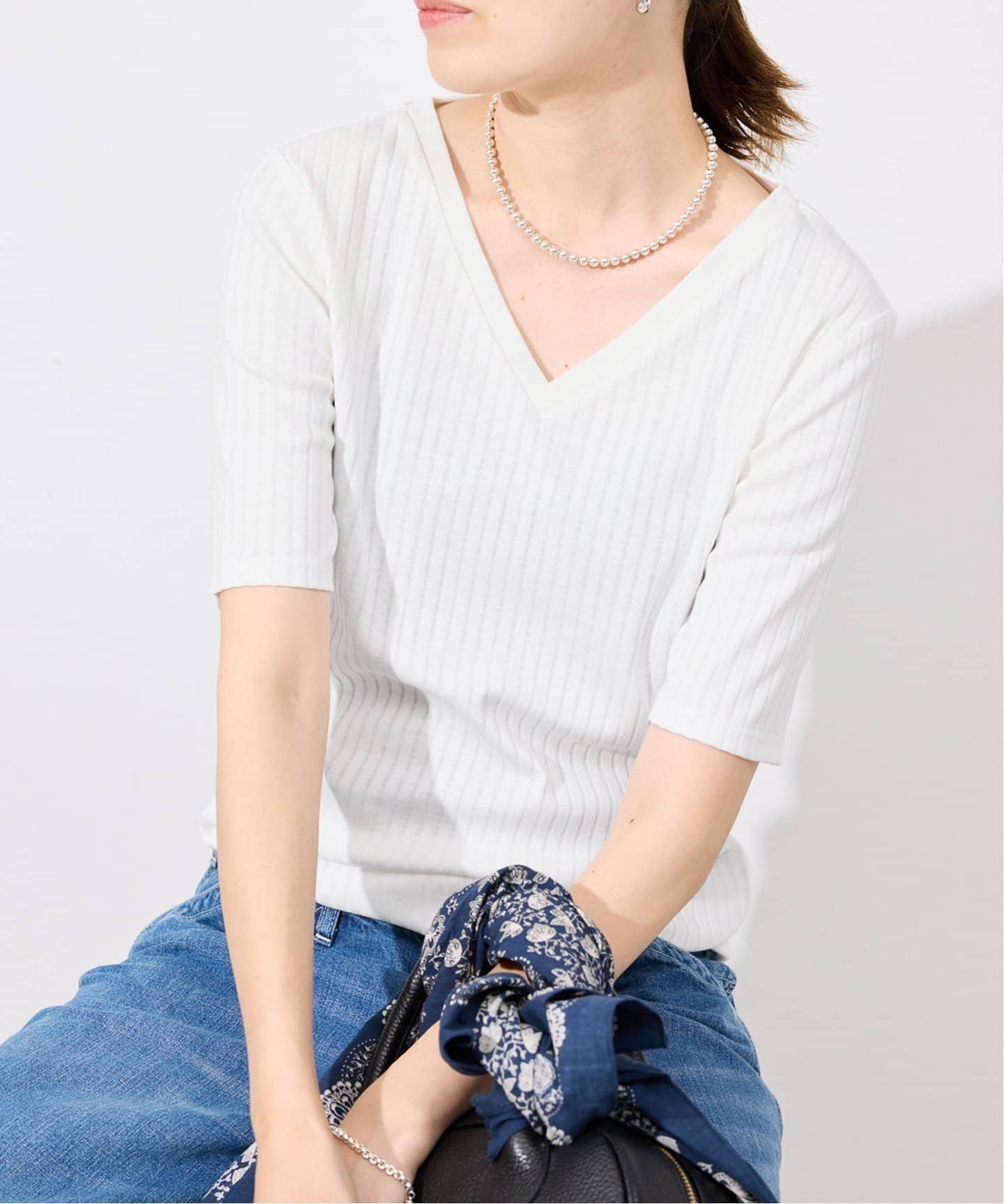【スローブ イエナ/SLOBE IENA】の《汗染み防止/抗菌防臭》リブVネックプルオーバー インテリア・キッズ・メンズ・レディースファッション・服の通販 founy(ファニー) 　ファッション　Fashion　レディースファッション　Fashion for Women　トップス・カットソー　Cut & Sew Tops　カジュアルプルオーバー・ニットトップス　Pullovers & Knit Tops / Casual Pullovers　Vネックトップス　V-Neck Tops / V-Cut Neckline Shirts　2025年　2025　2025春夏・S/S　Spring/Summer 2025 SS25　インナー　Innerwear　カットソー　Cut and Sewn Top　キャミワンピース　Cami Dress, Slip Dress　デコルテ　Décolleté, Neckline　バランス　Balance, Style Balance　夏　Summer　抗菌　Antibacterial, Bacteria-Resistant　ホワイト|ID: prp329100004592622 ipo3291000000032796831
