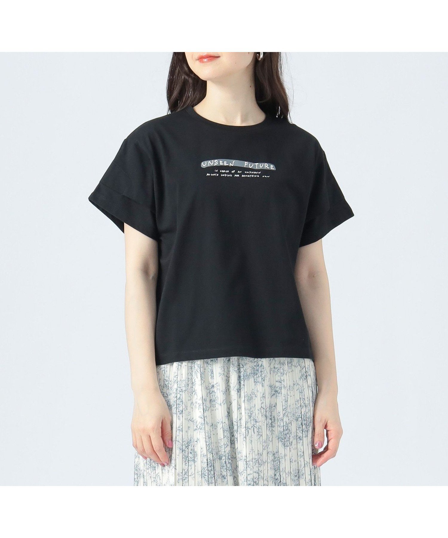 【ビームス ハート/BEAMS HEART】の【洗濯機洗い可】袖タック ハンド ロゴ Tシャツ 25SS 半袖 インテリア・キッズ・メンズ・レディースファッション・服の通販 founy(ファニー) 　ファッション　Fashion　レディースファッション　Ladies' Fashion Online　トップス・カットソー　Tops/Tshirt　シャツ/ブラウス　Shirts/Blouses　ロング / Tシャツ　T-Shirts　インナー　Inner　シンプル　Simple　ジャケット　Jacket　スラックス　Slacks　デニム　Denim　定番　Standard　ハンド　Hand　バランス　Balance　フィット　Fit　フロント　Front　プリント　Print　ベーシック　Basic　半袖　Short Sleeve　ミックス　Mix　おすすめ　Recommend　2025年　2025　2025春夏・S/S　Ss,Spring/Summer,2025　BLACK|ID: prp329100004592640 ipo3291000000032606241