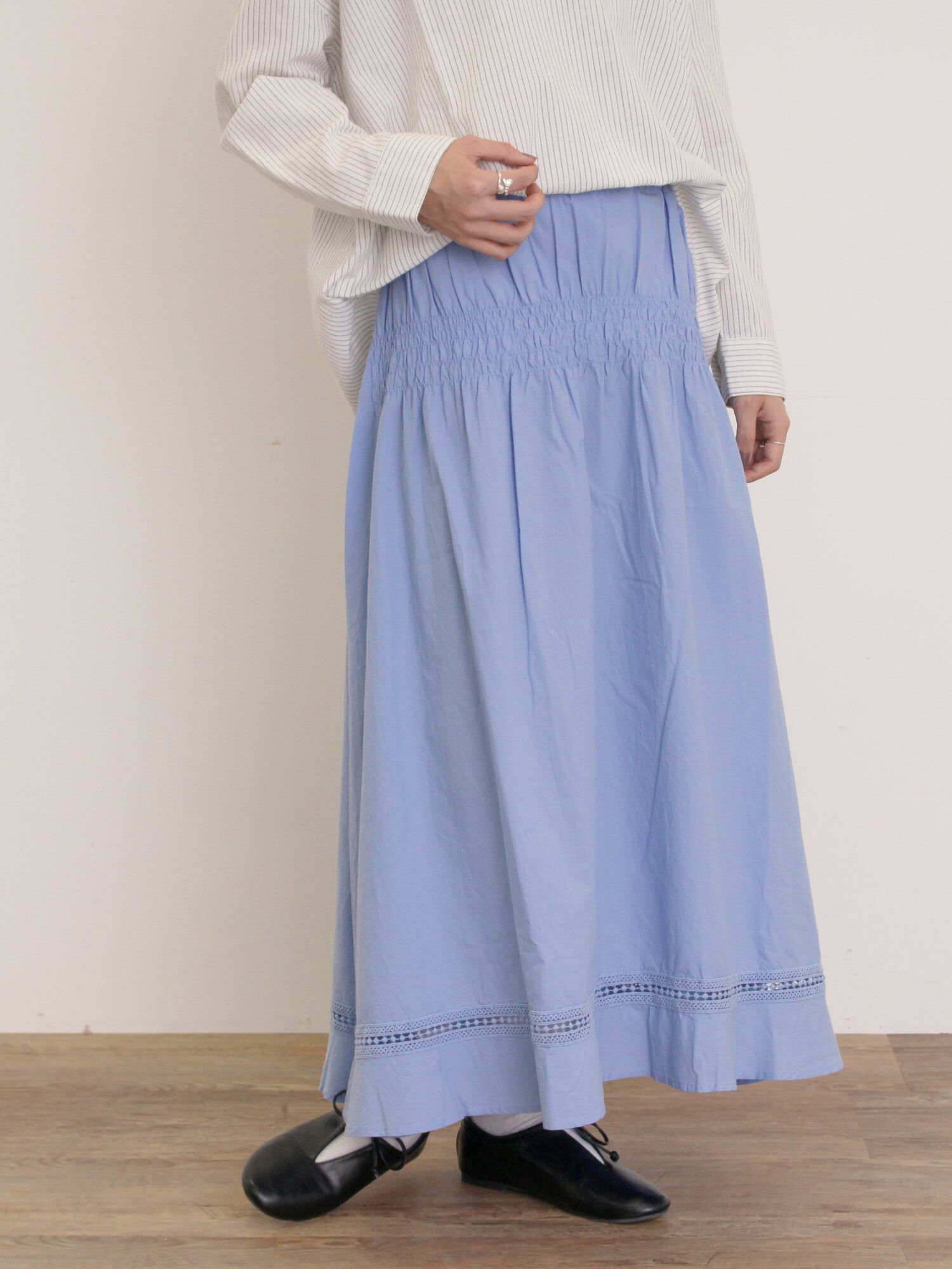 【サマンサモスモス/Samansa Mos2】の2WAYシャーリングスカート インテリア・キッズ・メンズ・レディースファッション・服の通販 founy(ファニー) 　ファッション　Fashion　レディースファッション　Ladies' Fashion Online　スカート　Skirt　シャーリング　Shirring　ショルダー　Shoulder　フィット　Fit　フレア　Flare　リボン　Ribbon　ブルー|ID: prp329100004592642 ipo3291000000032606254
