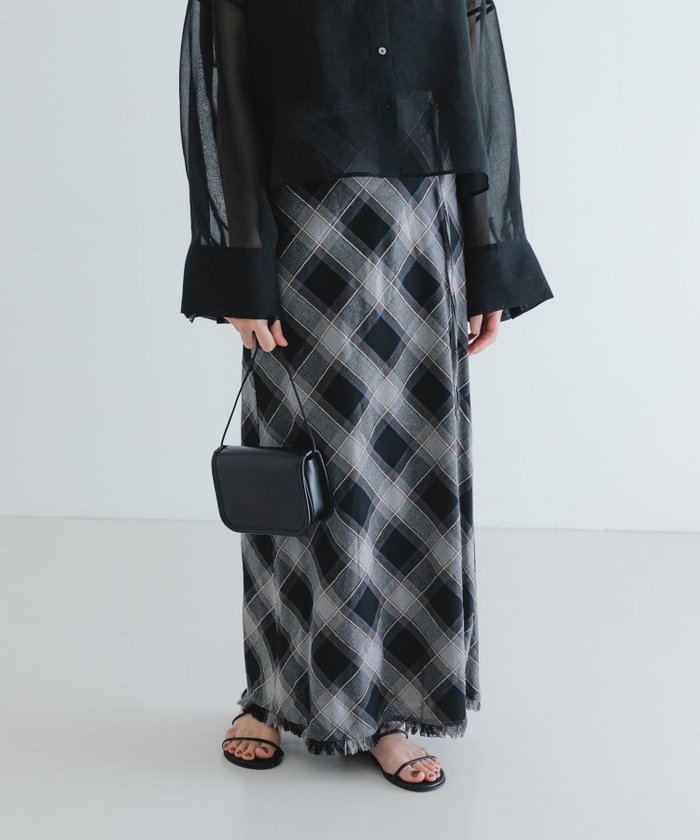 【アーバンリサーチ/URBAN RESEARCH】のバイアスチェックフリンジスカート インテリア・キッズ・メンズ・レディースファッション・服の通販 founy(ファニー) https://founy.com/ ファッション Fashion レディースファッション Ladies' Fashion Online スカート Skirt イエロー Yellow インナー Inner 春 Spring サンダル Sandals シンプル Simple スニーカー Sneakers チェック Check フリンジ Fringe ボトム Bottom マキシ Maxi おすすめ Recommend |ID: prp329100004592664 ipo3291000000032606523
